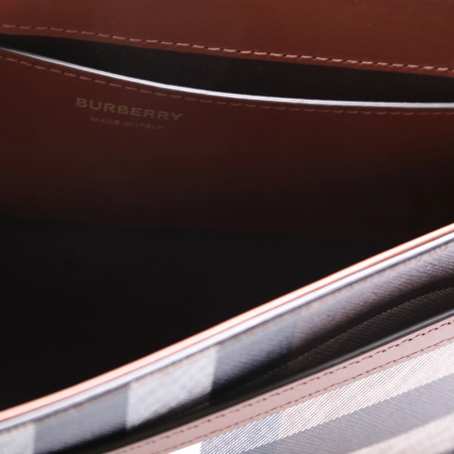 Note Crossbody Leather/Giant Check Multicolor - Image 10