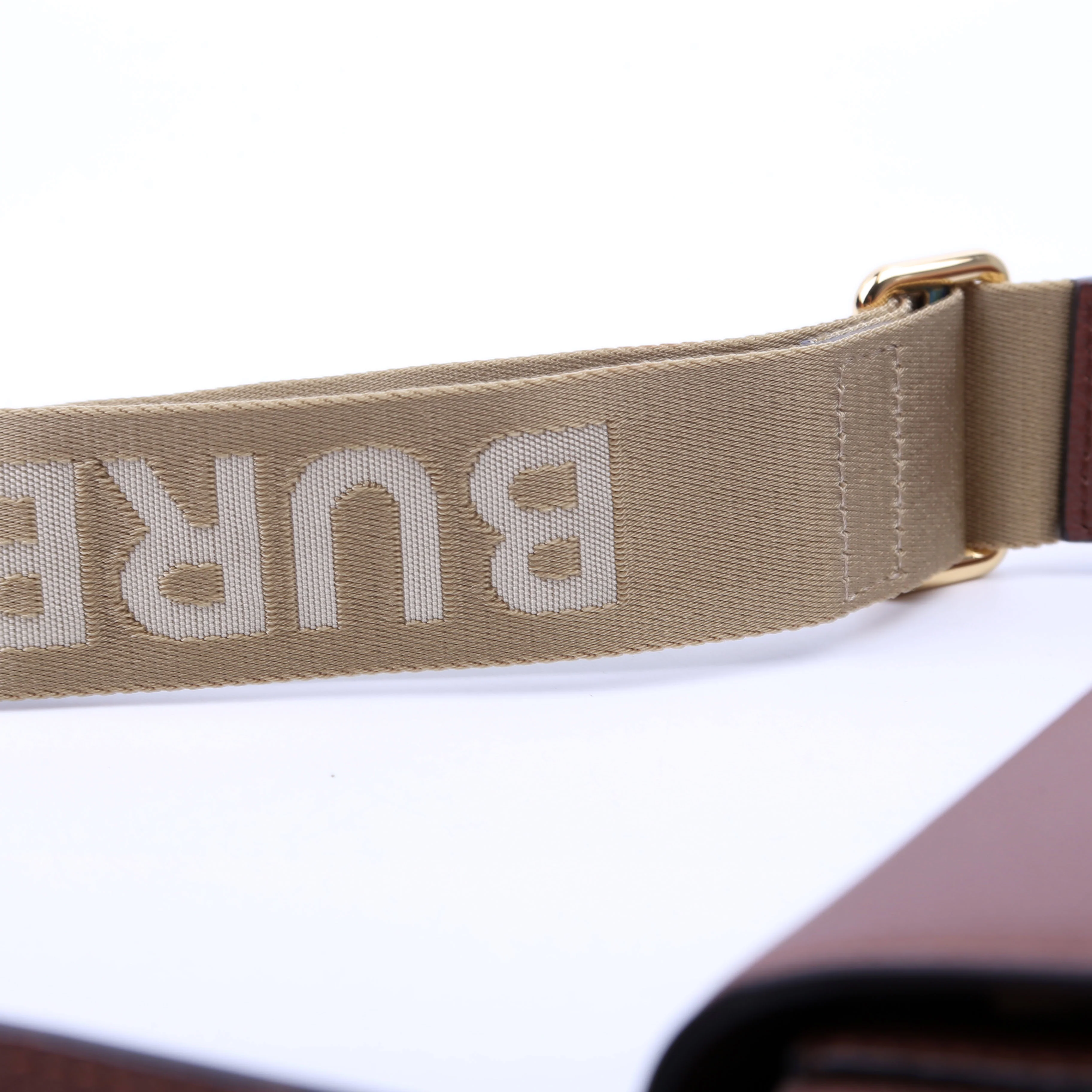 Note Crossbody Vintage Check Medium Brown - Image 8