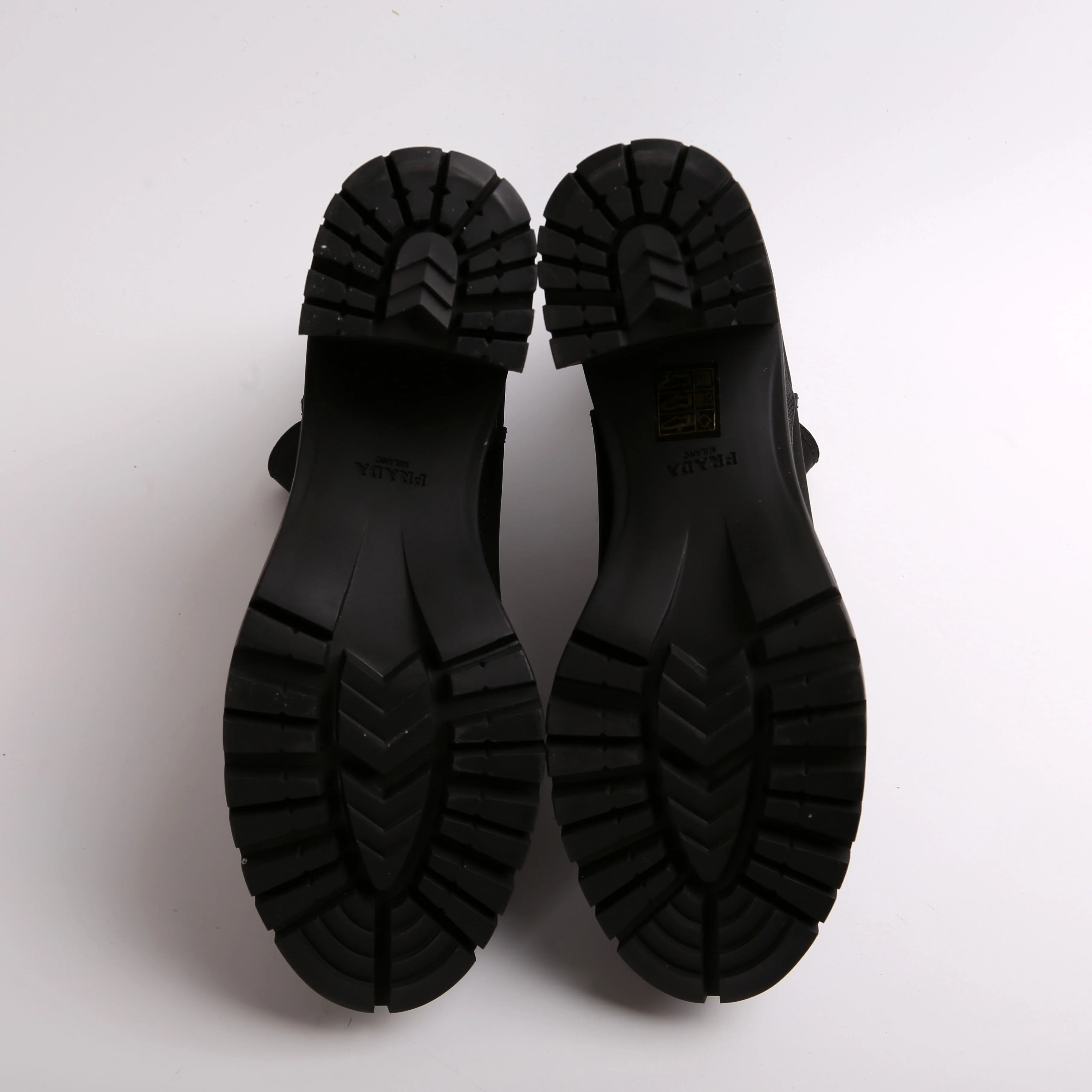 Nylon Lug Sole Chelsea Bootie Size 38.5 - Image 6