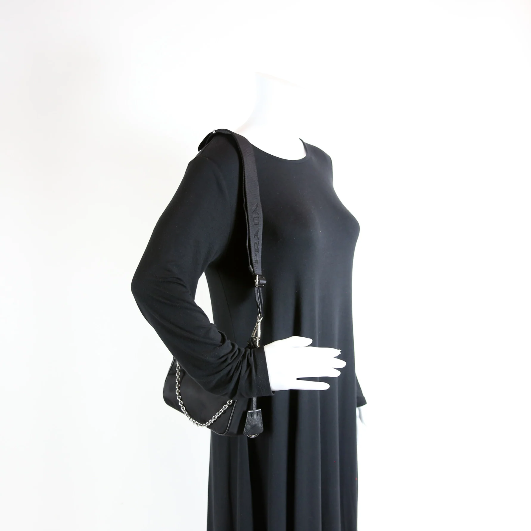 Nylon Re-Edition 2005 Shoulder Bag Black - Image 18