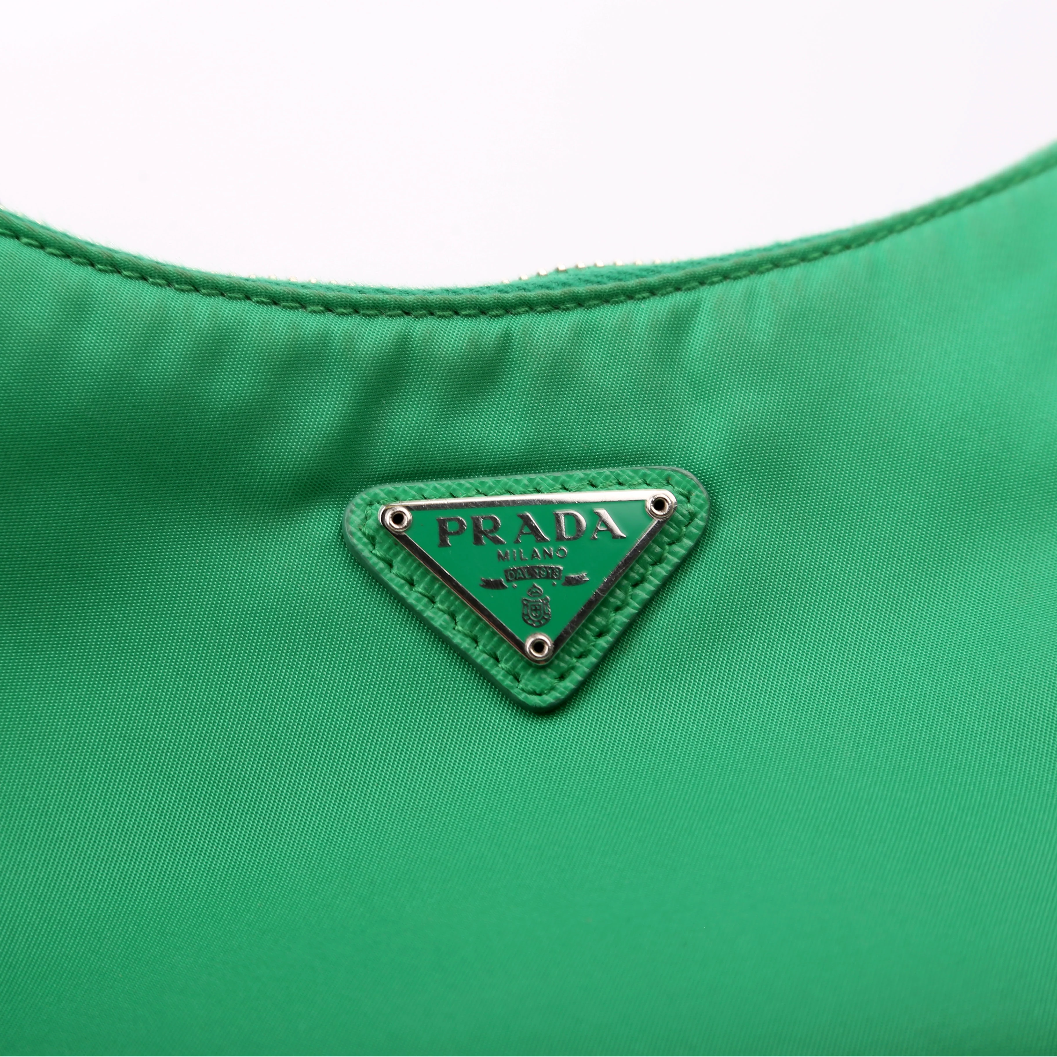Nylon Re-Edition 2005 Shoulder Bag Green - Image 7