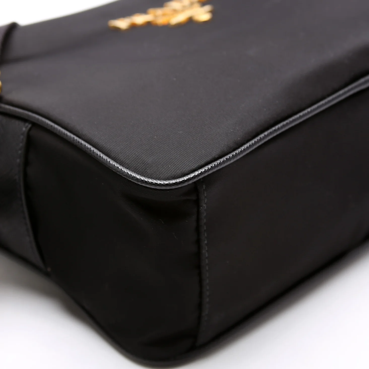 Nylon/Saffiano Camera Bag Black - Image 5
