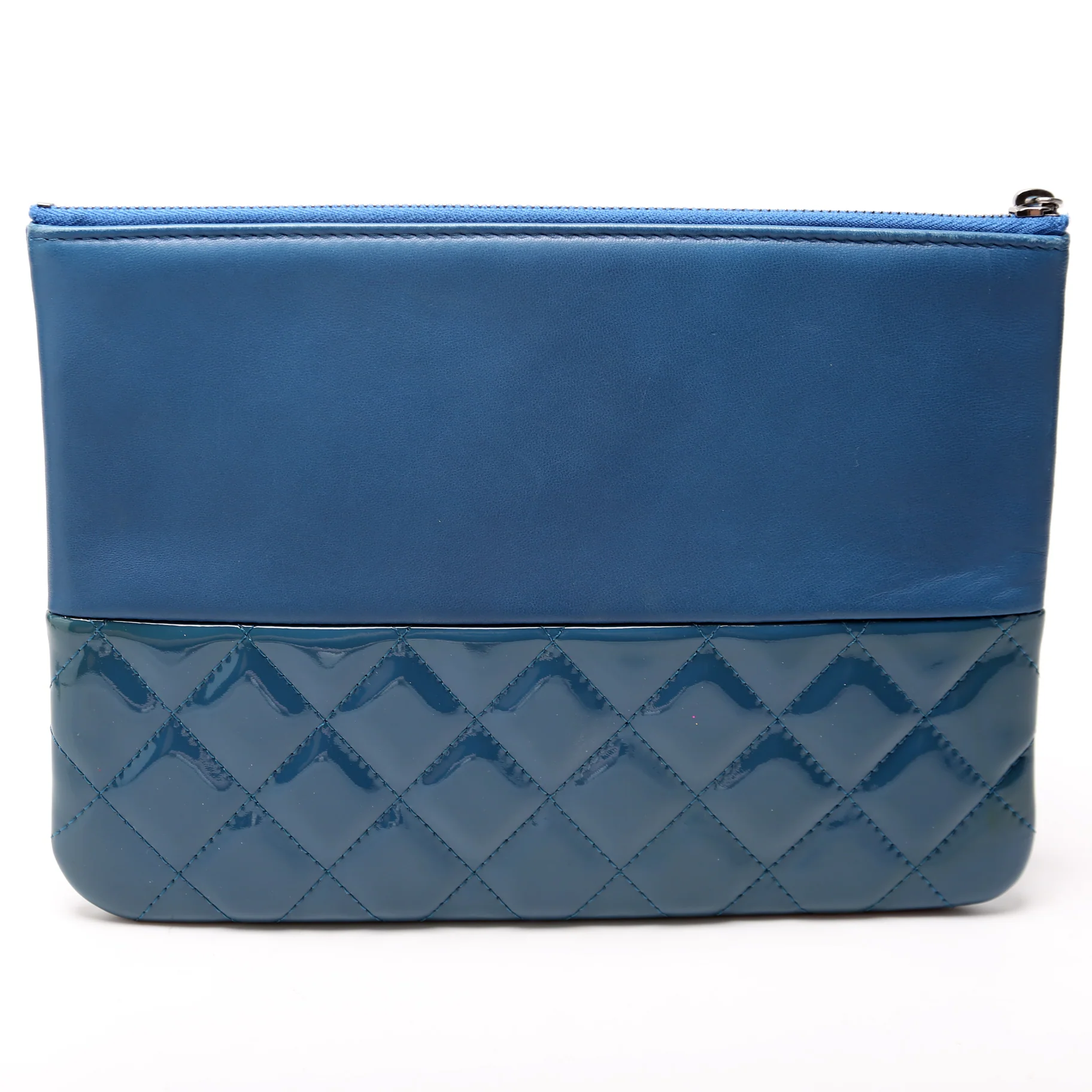 O Case Medium Patent Lambskin - Image 3