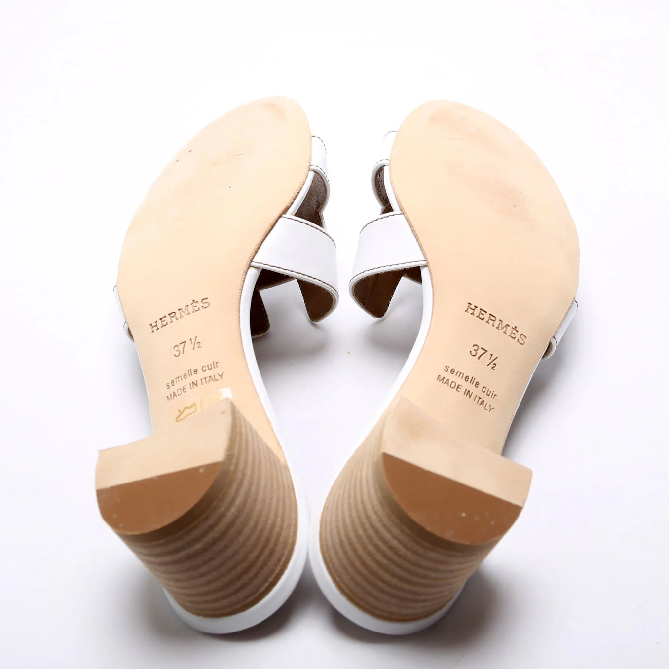 Oasis Sandals Size 37.5 White - Image 6