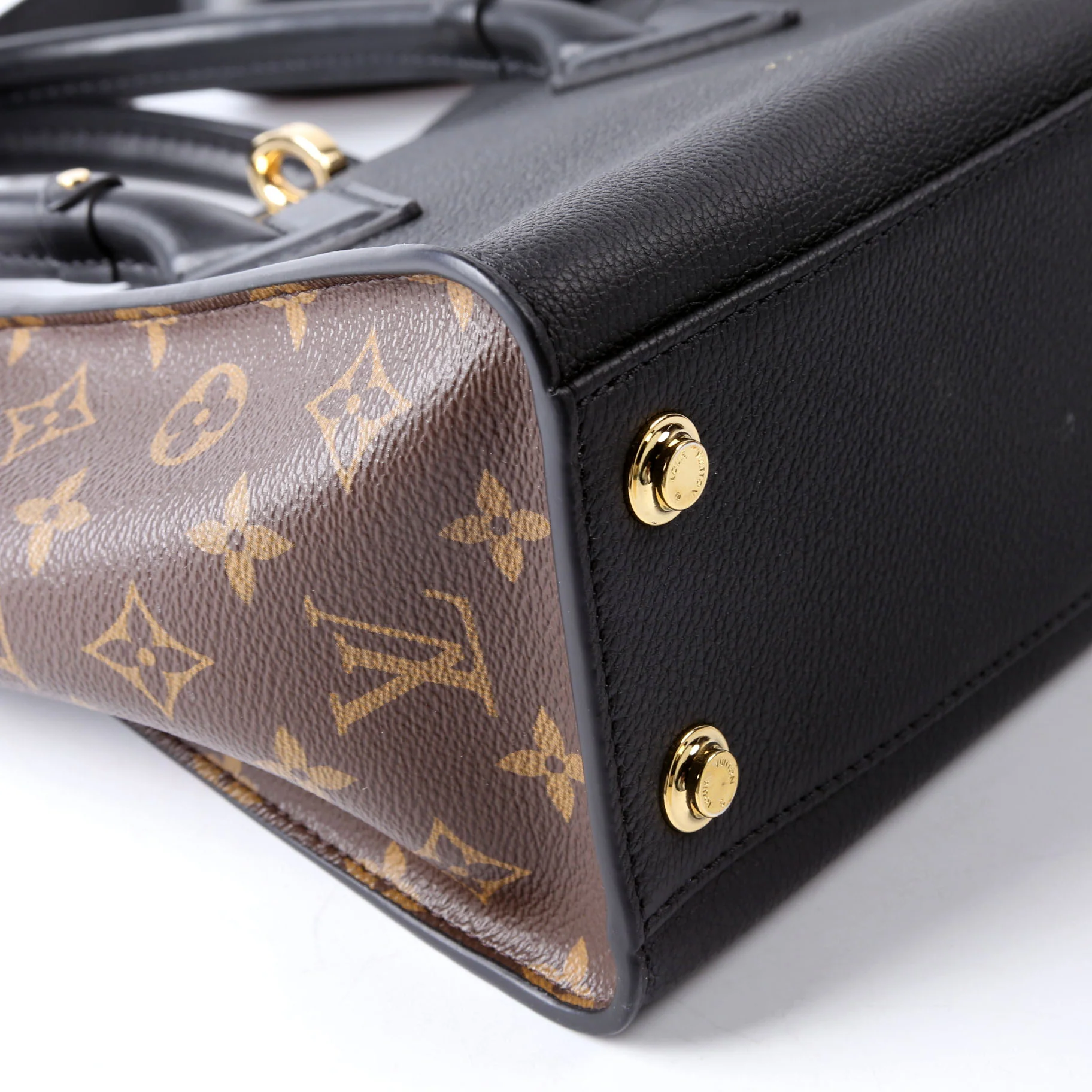 On My Side PM Calfskin/Monogram - Image 4