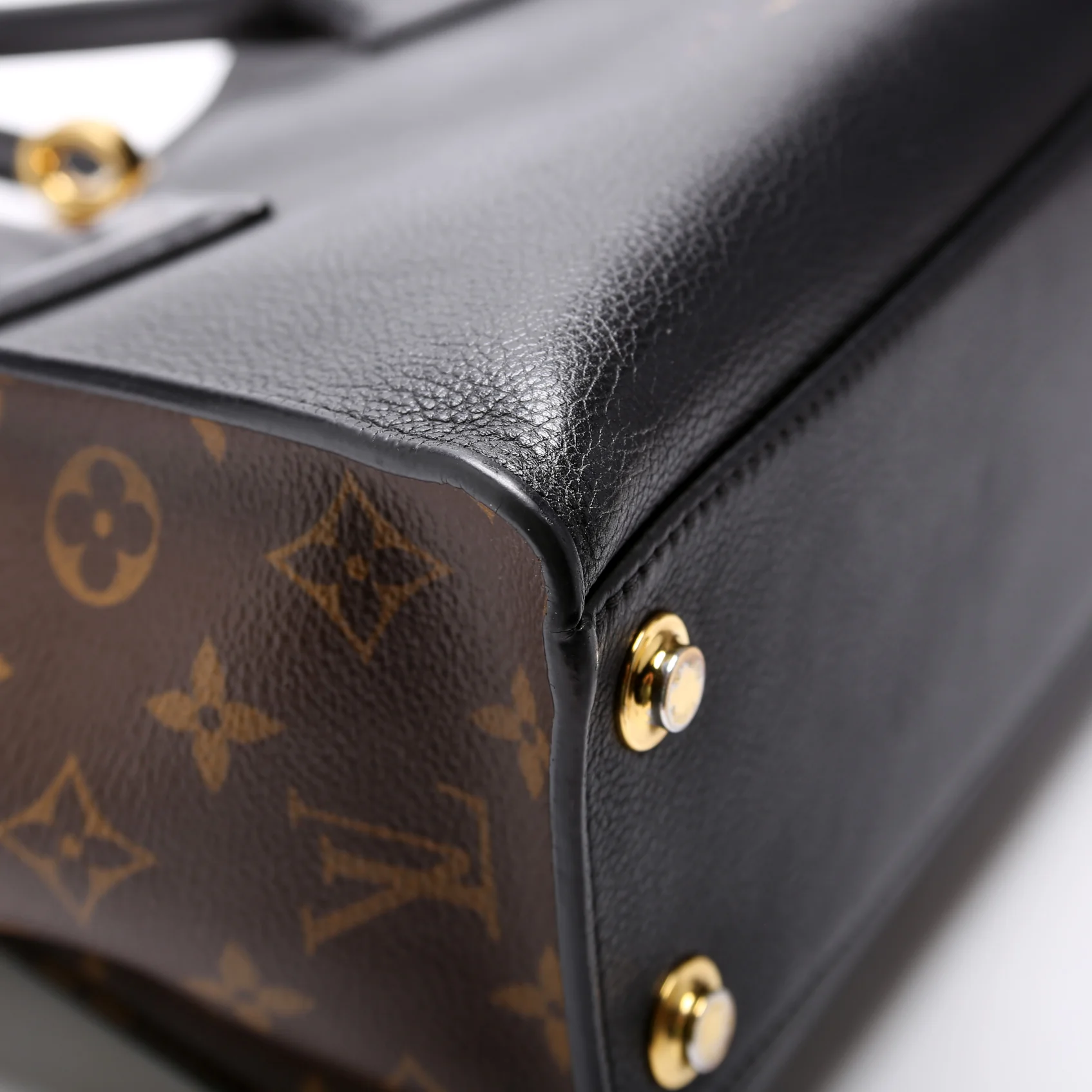 On My Side PM Calfskin/Monogram - Image 5