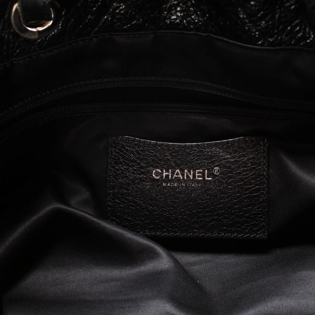 On the Road Glazed Leather Tote - Image 11