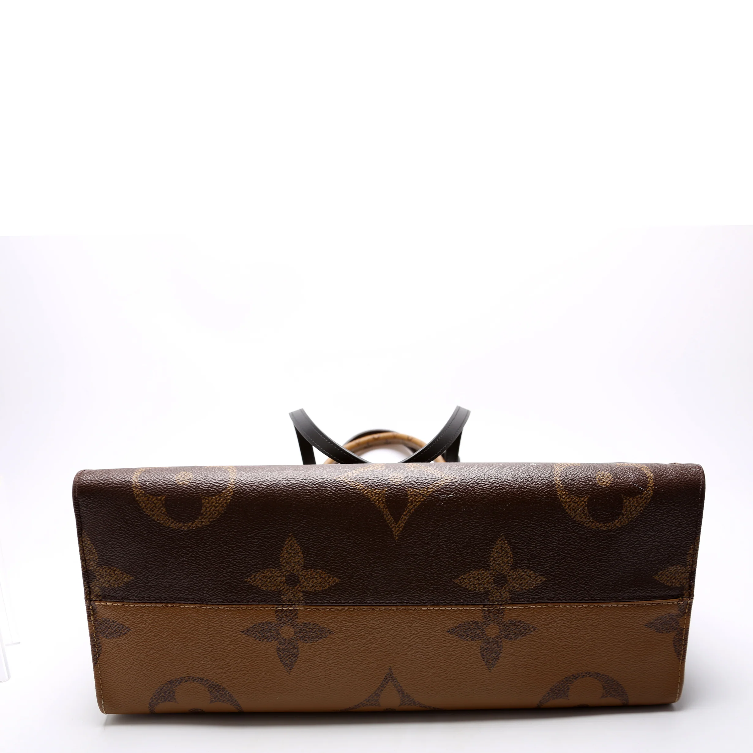 ONTHEGO GM Reverse Monogram - Image 4