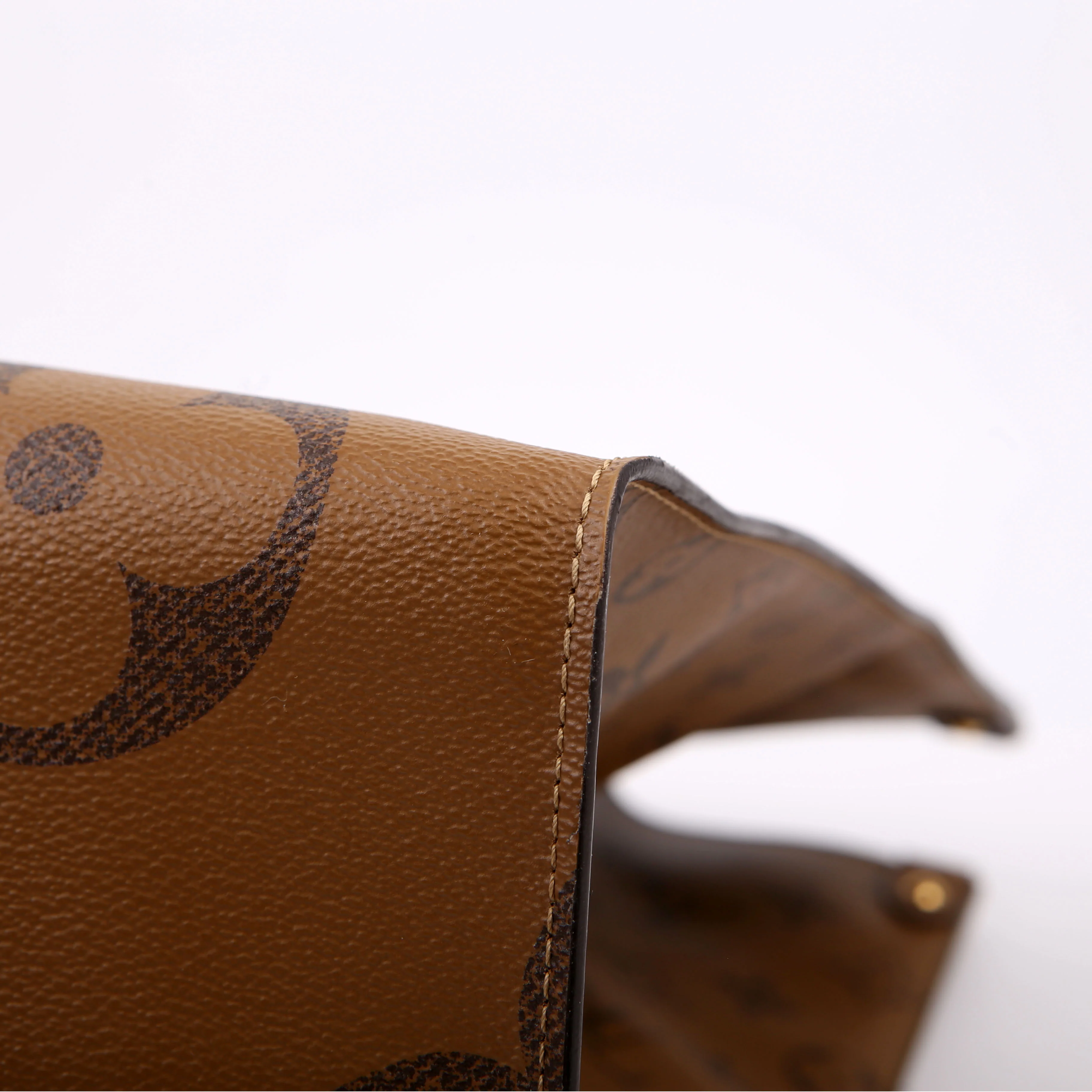 ONTHEGO GM Reverse Monogram - Image 6