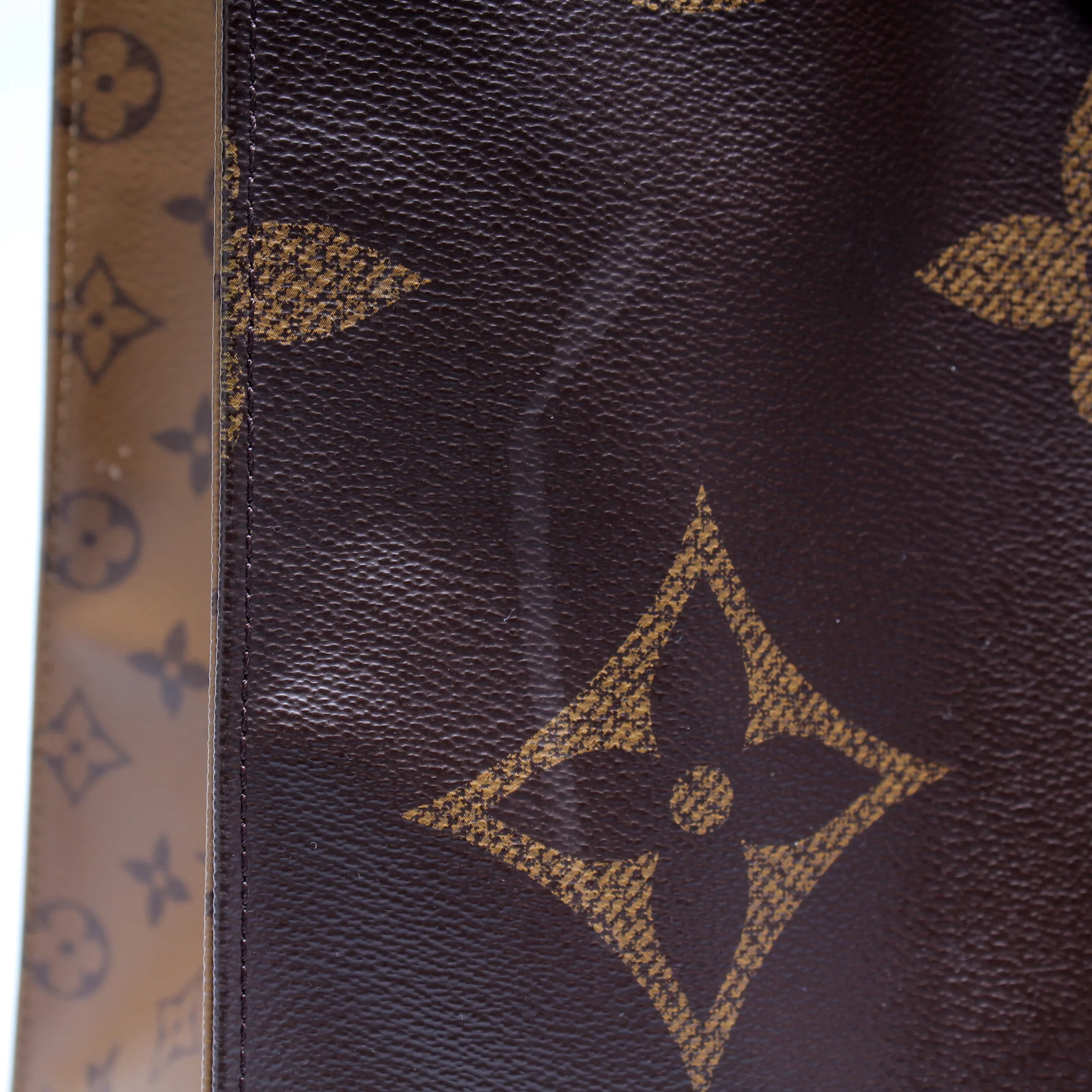 ONTHEGO GM Reverse Monogram - Image 4