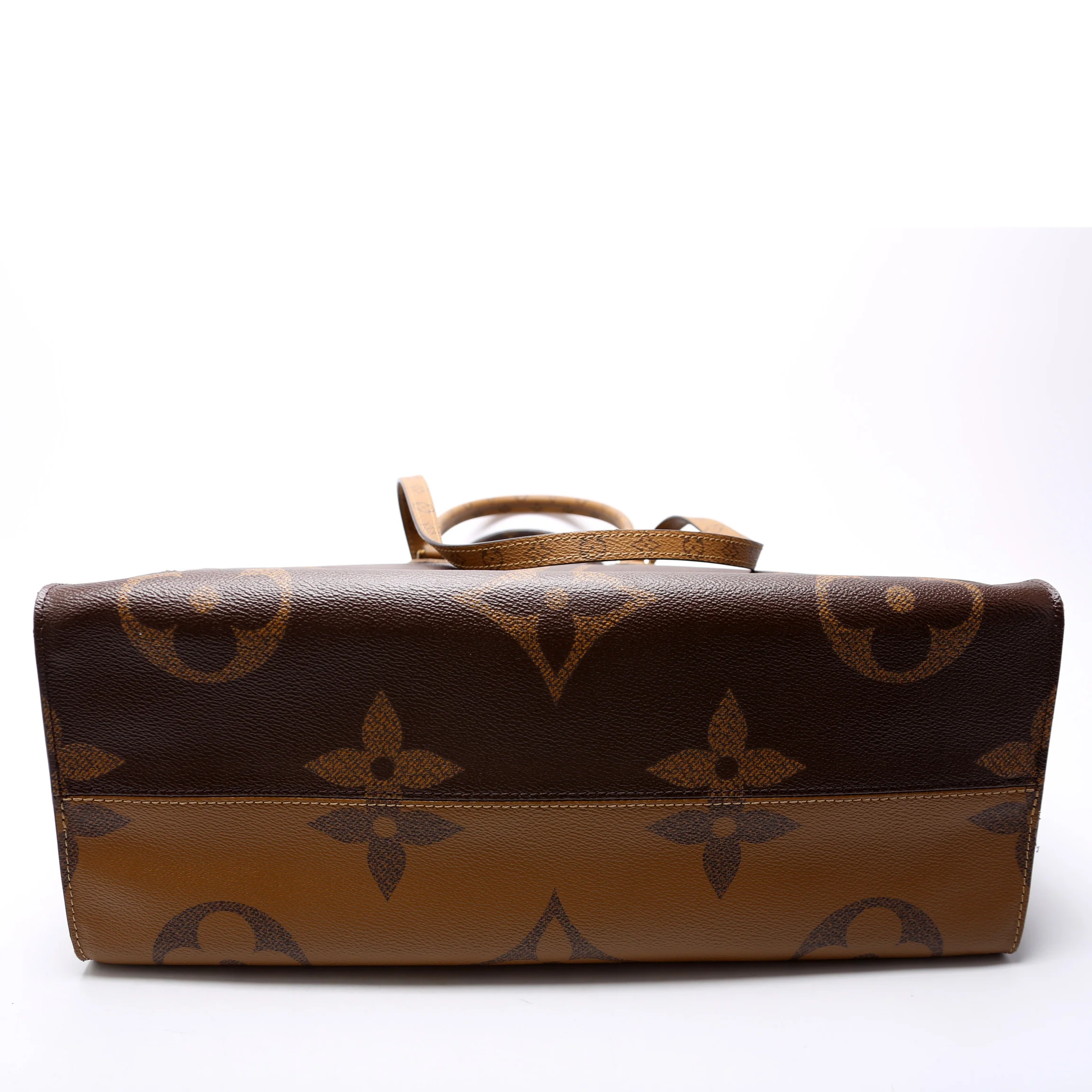 ONTHEGO GM Reverse Monogram - Image 4