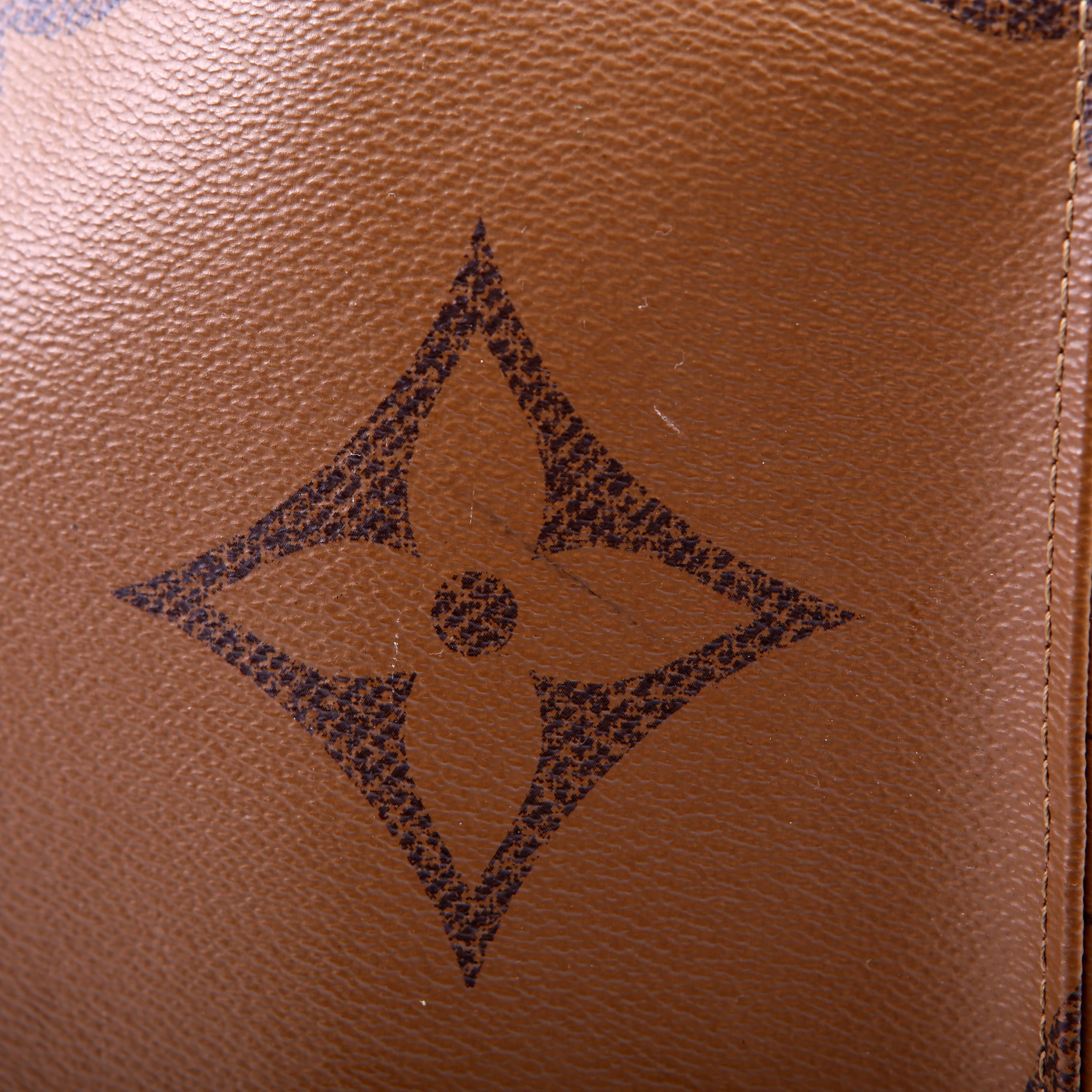 ONTHEGO GM Reverse Monogram Black - Image 12