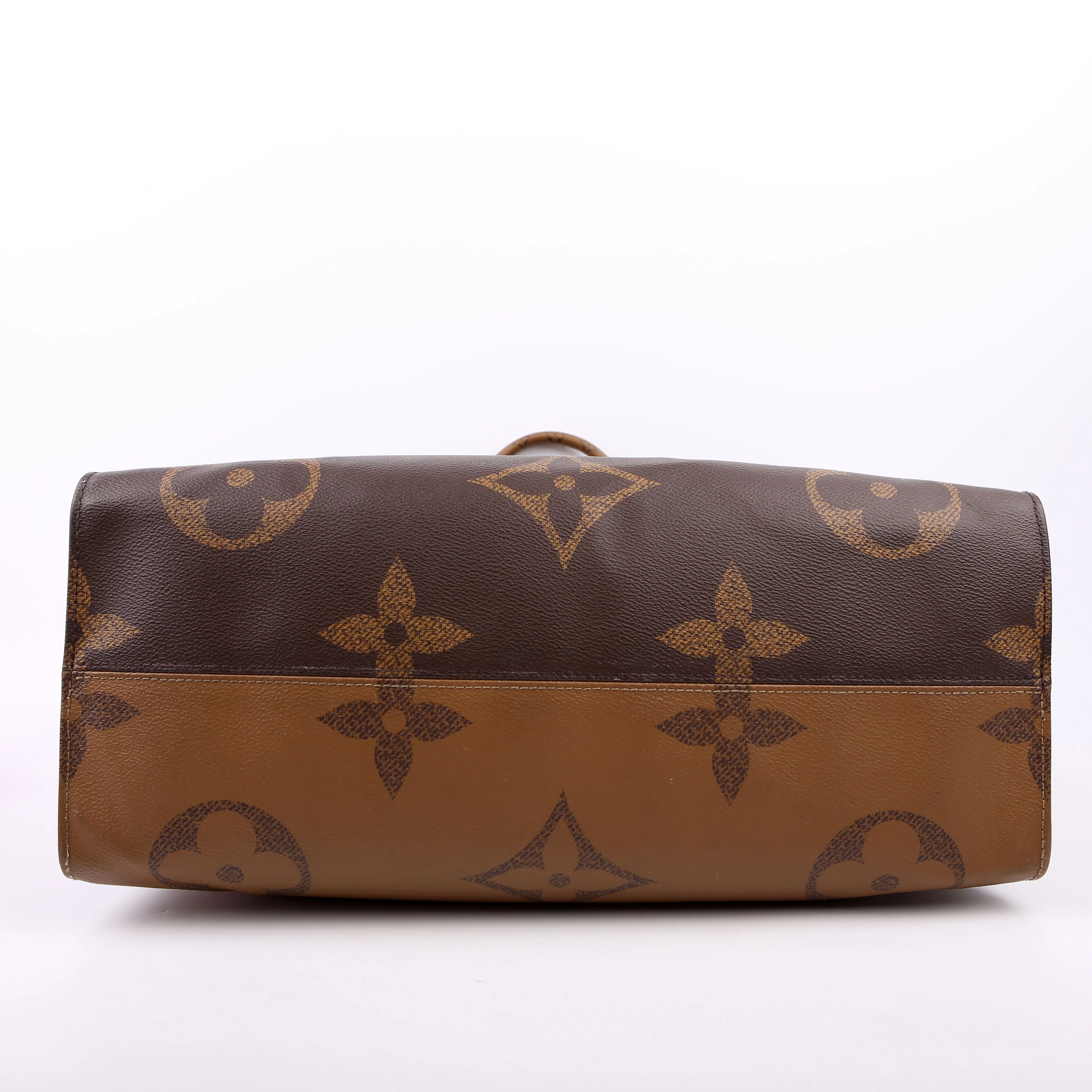 ONTHEGO GM Reverse Monogram Black - Image 4