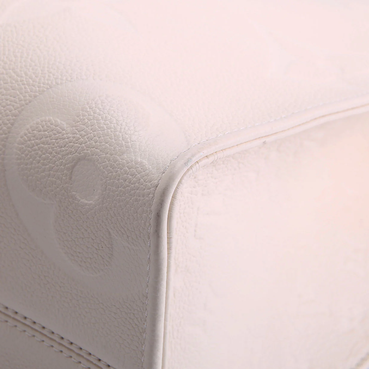 ONTHEGO MM Empreinte Cream - Image 6