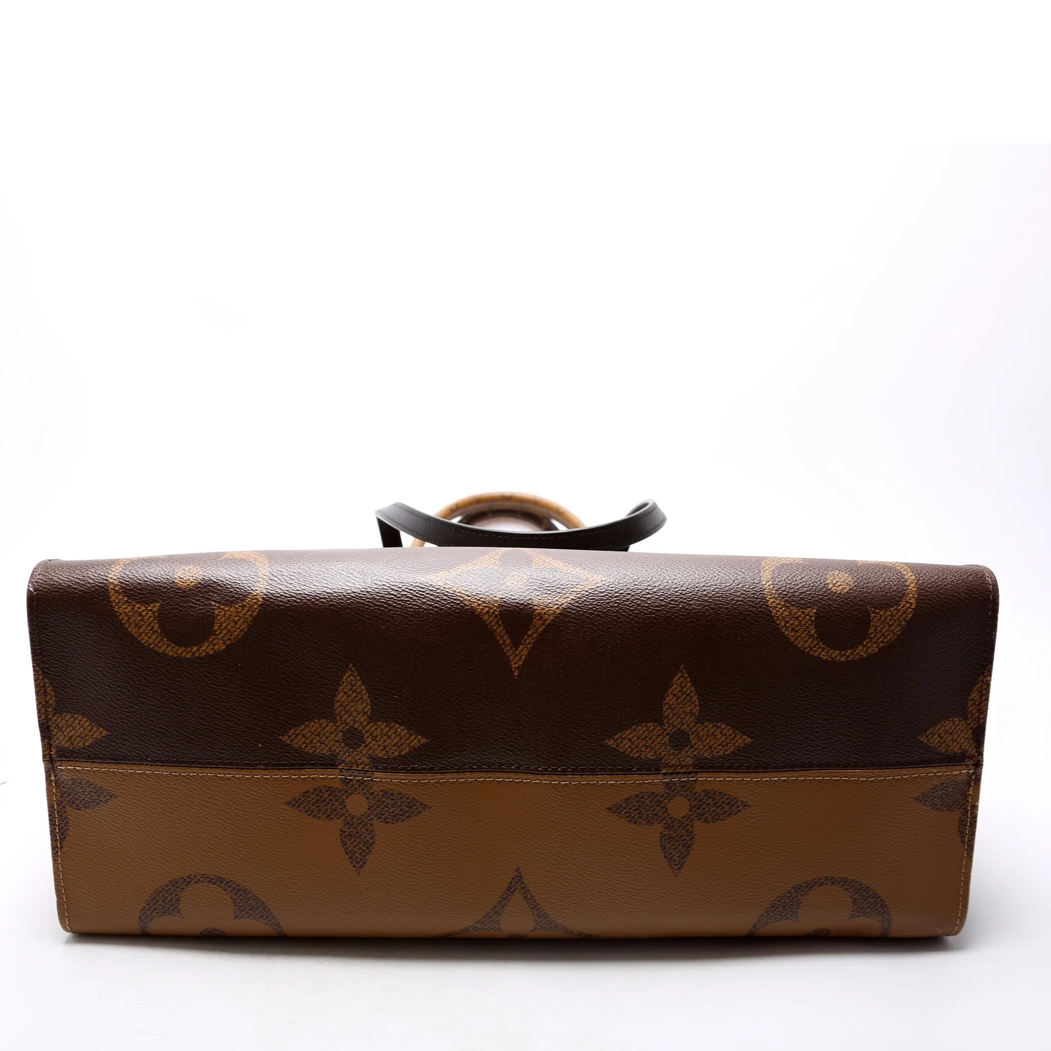 ONTHEGO GM Reverse Monogram - Image 4
