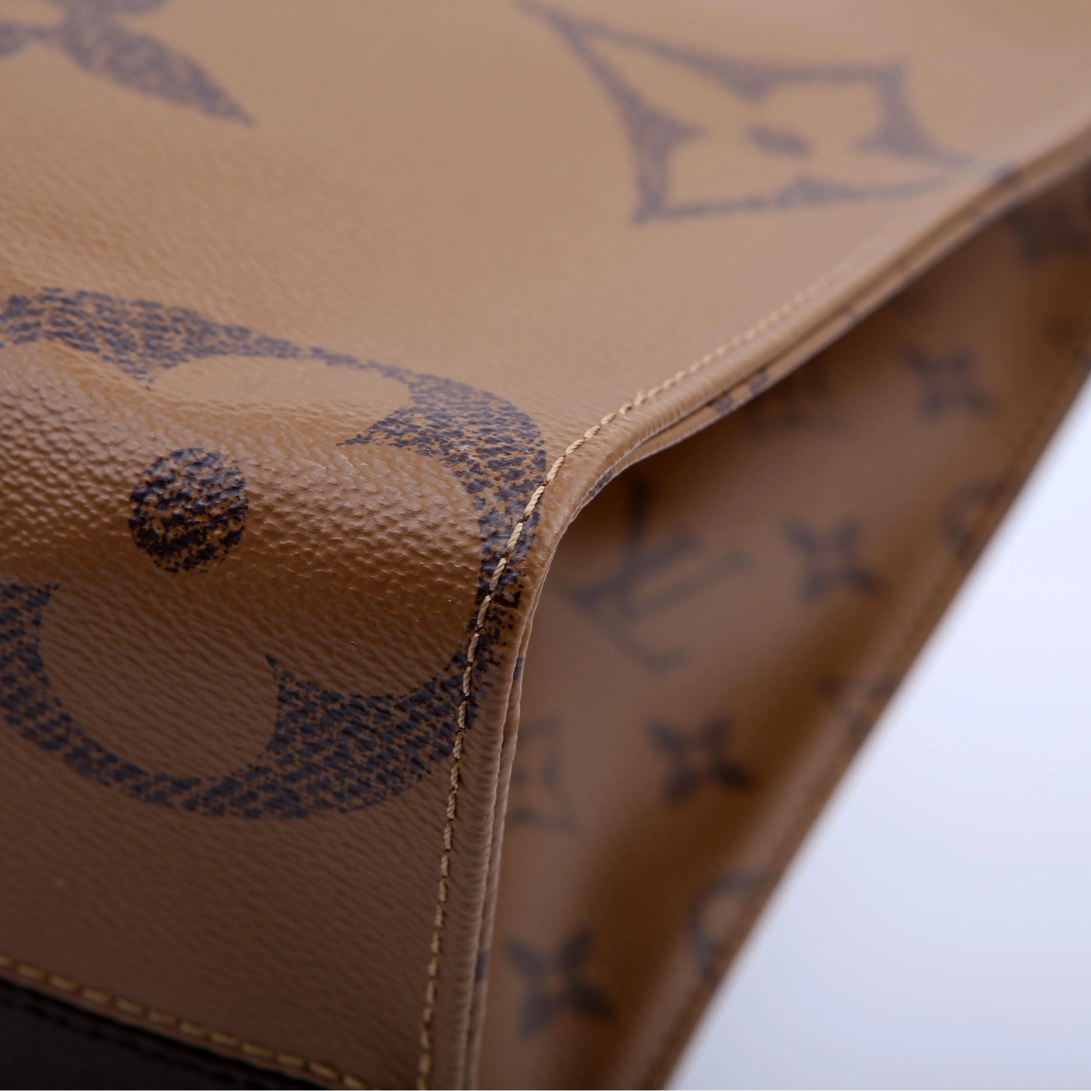 ONTHEGO MM Reverse Monogram - Image 6