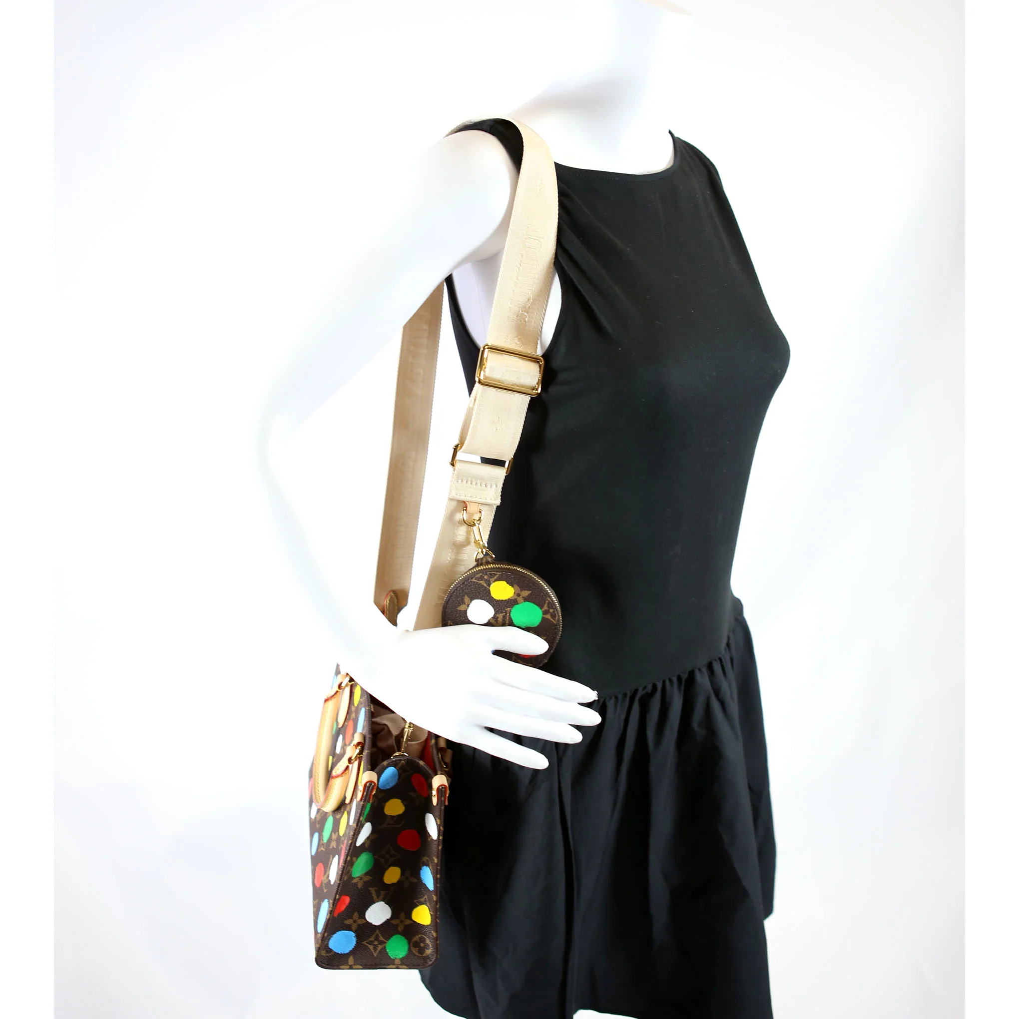 ONTHEGO PM Kusama Painted Dots - Image 9