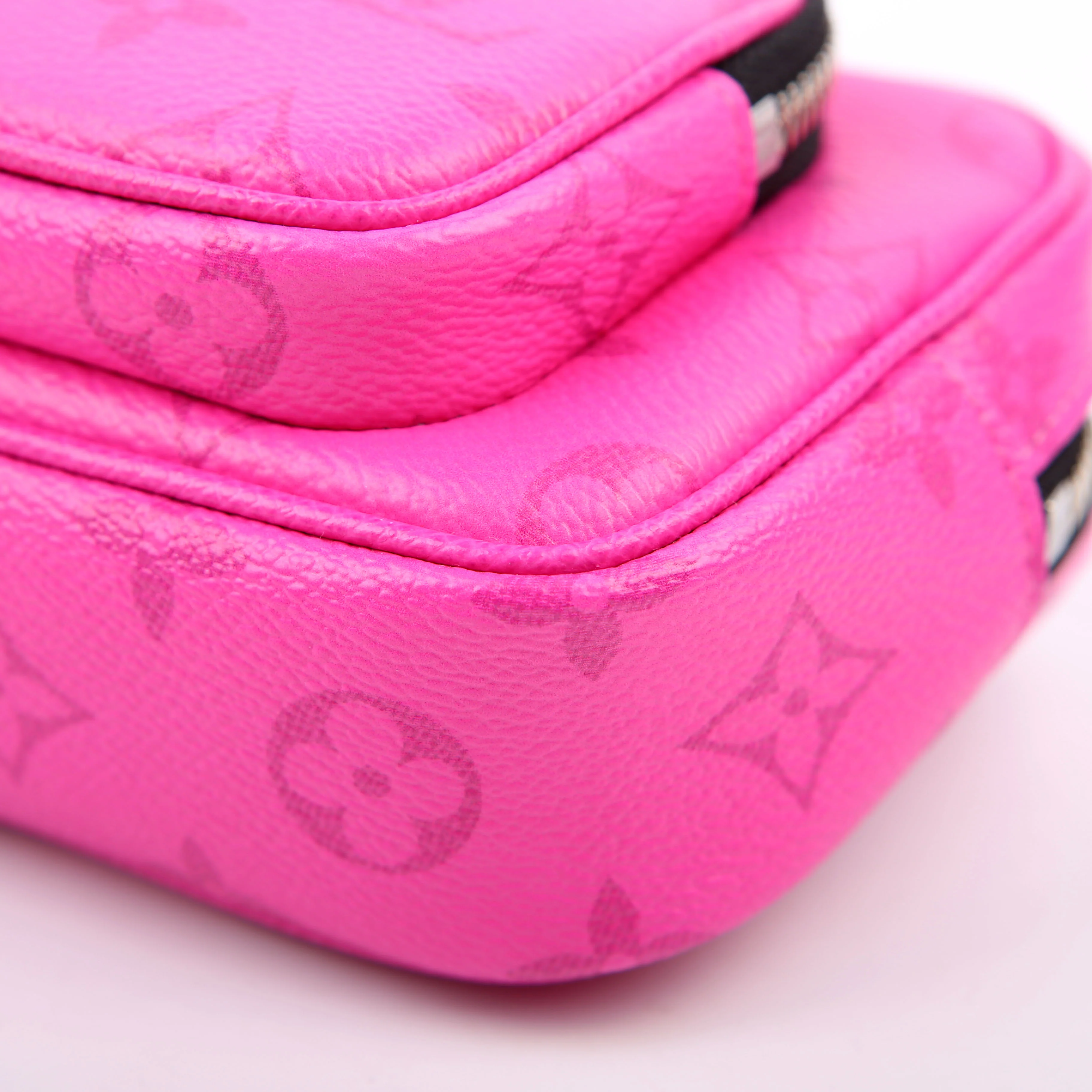 Outdoor Pouch Taigarama Monogram Pink - Image 6