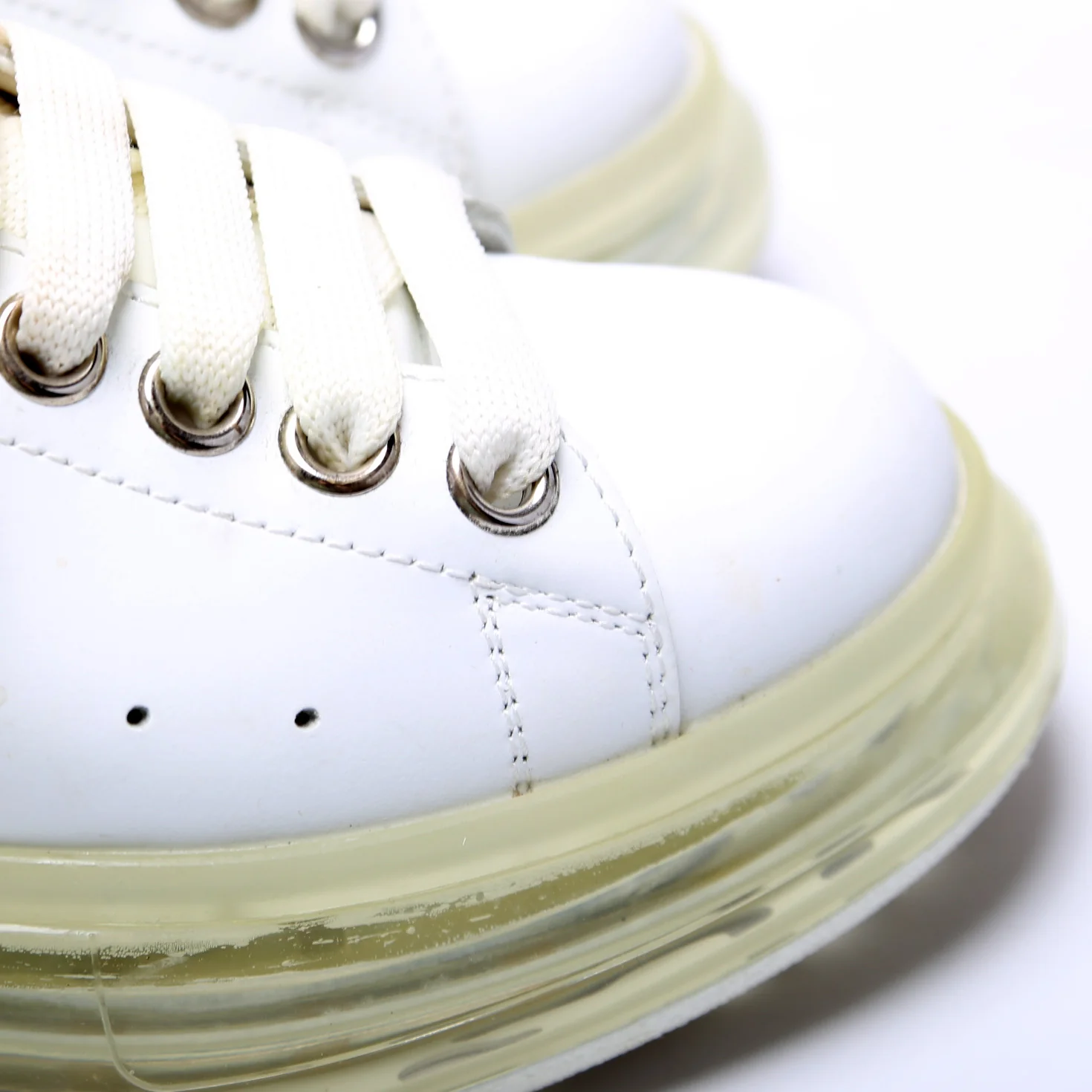 Oversized Sneakers Size 37.5 - Image 5