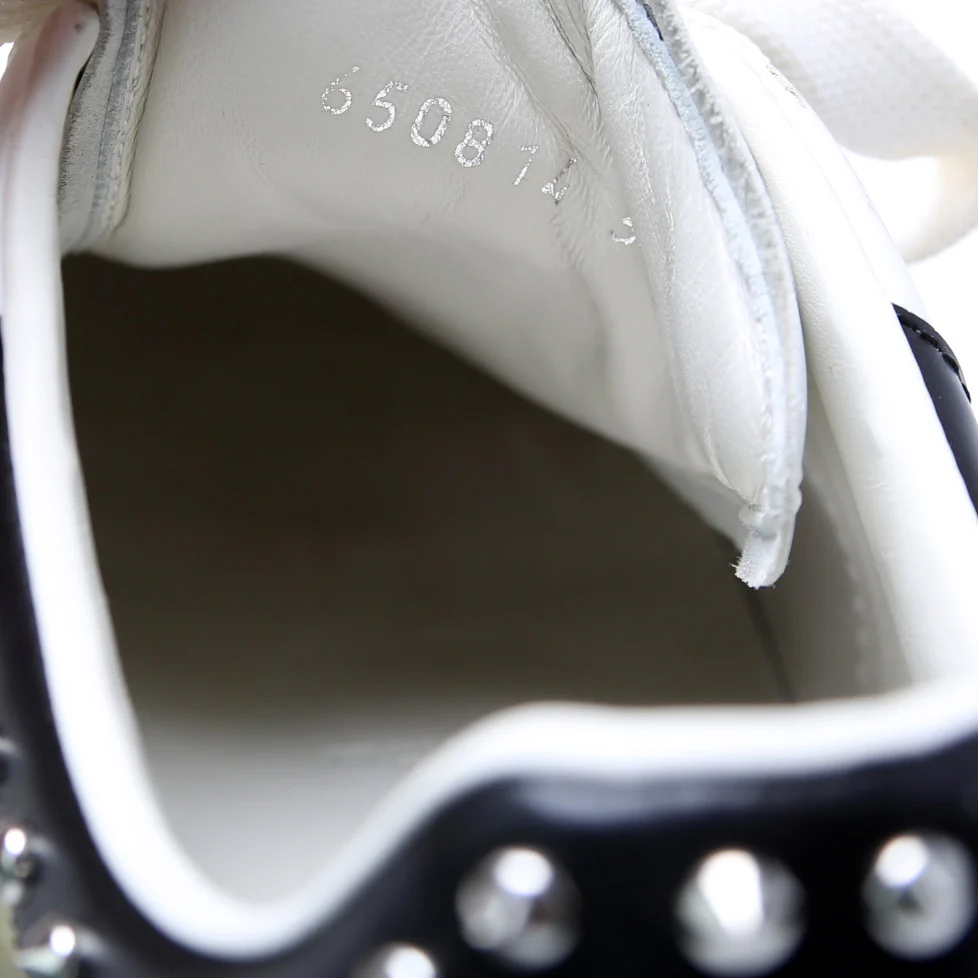Oversized Sneakers Size 37.5 - Image 8