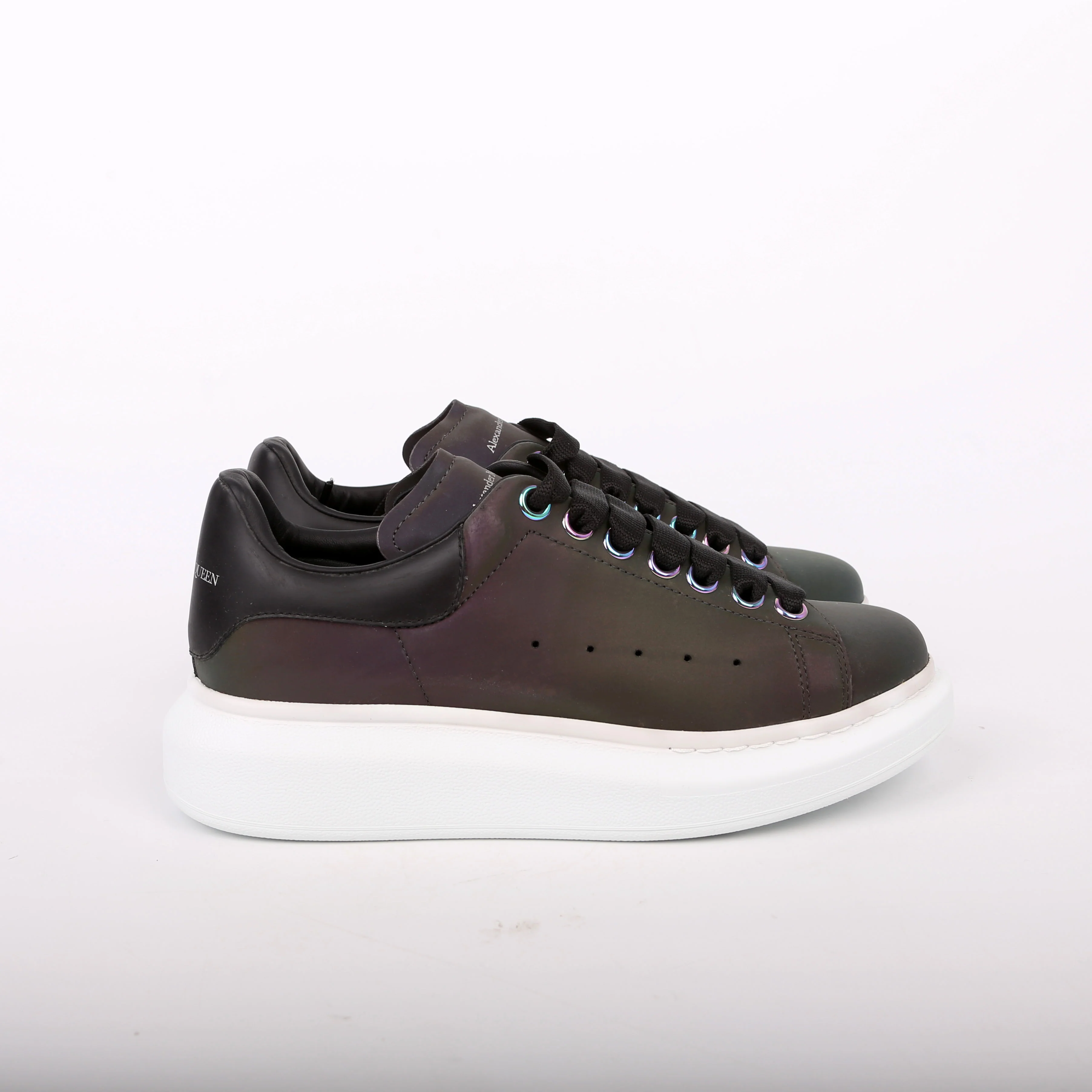 Oversized Sneakers Size 37.5 Iridescent - Image 3