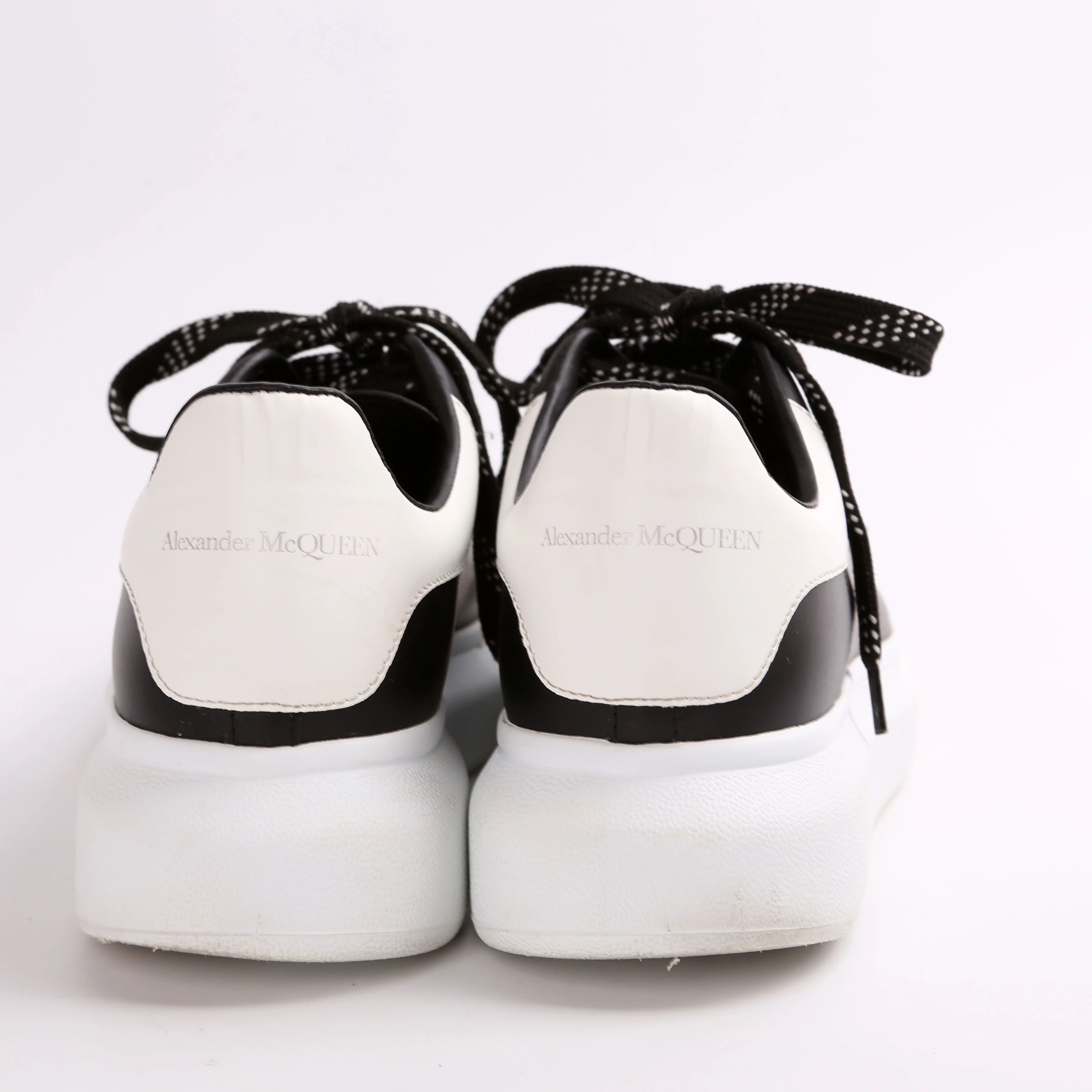 Oversized Sneakers Size 39.5 - Image 4