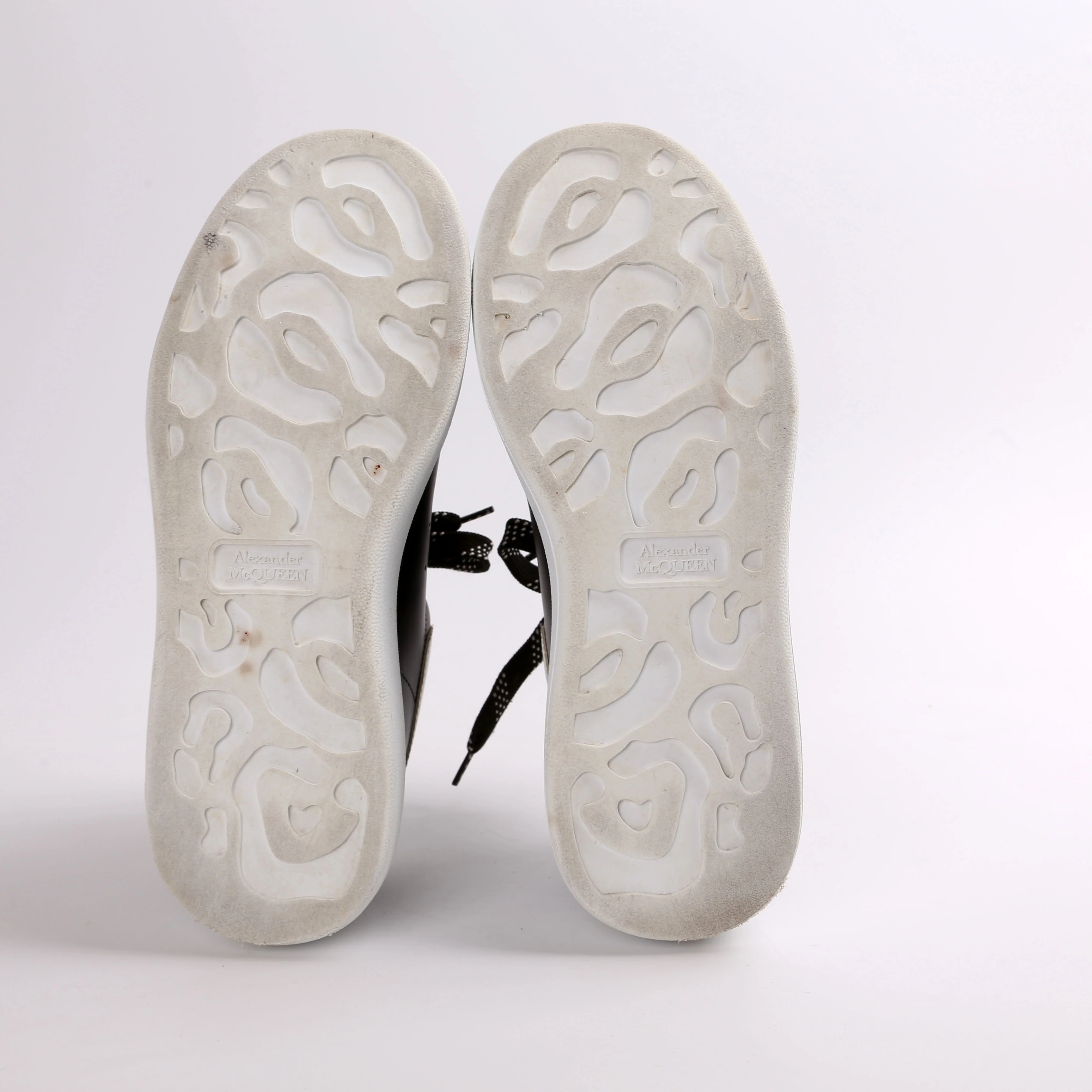 Oversized Sneakers Size 39.5 - Image 6