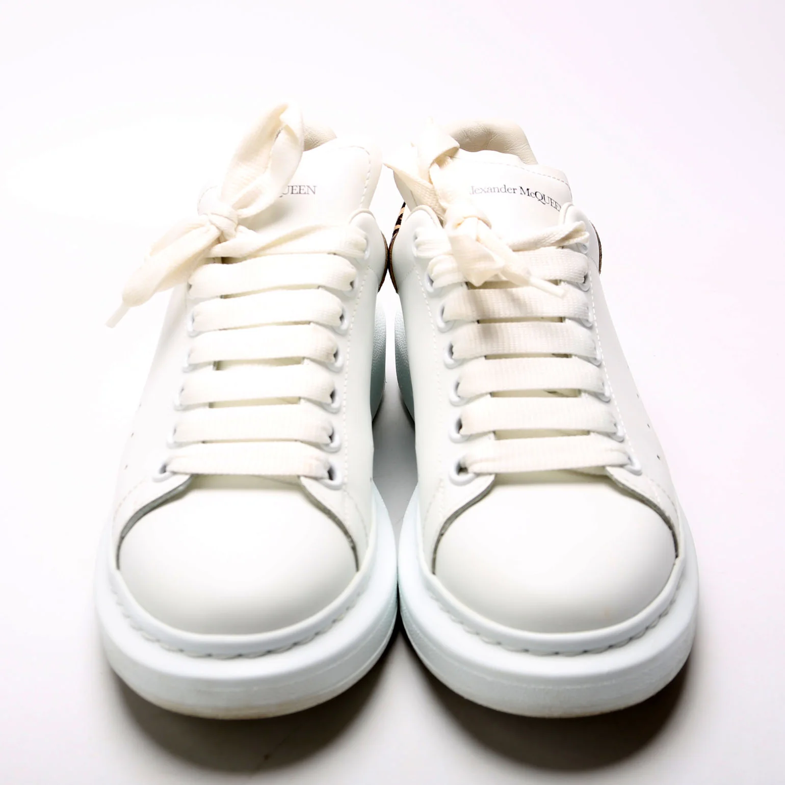 Oversized Sneakers Size 39.5 - Image 2