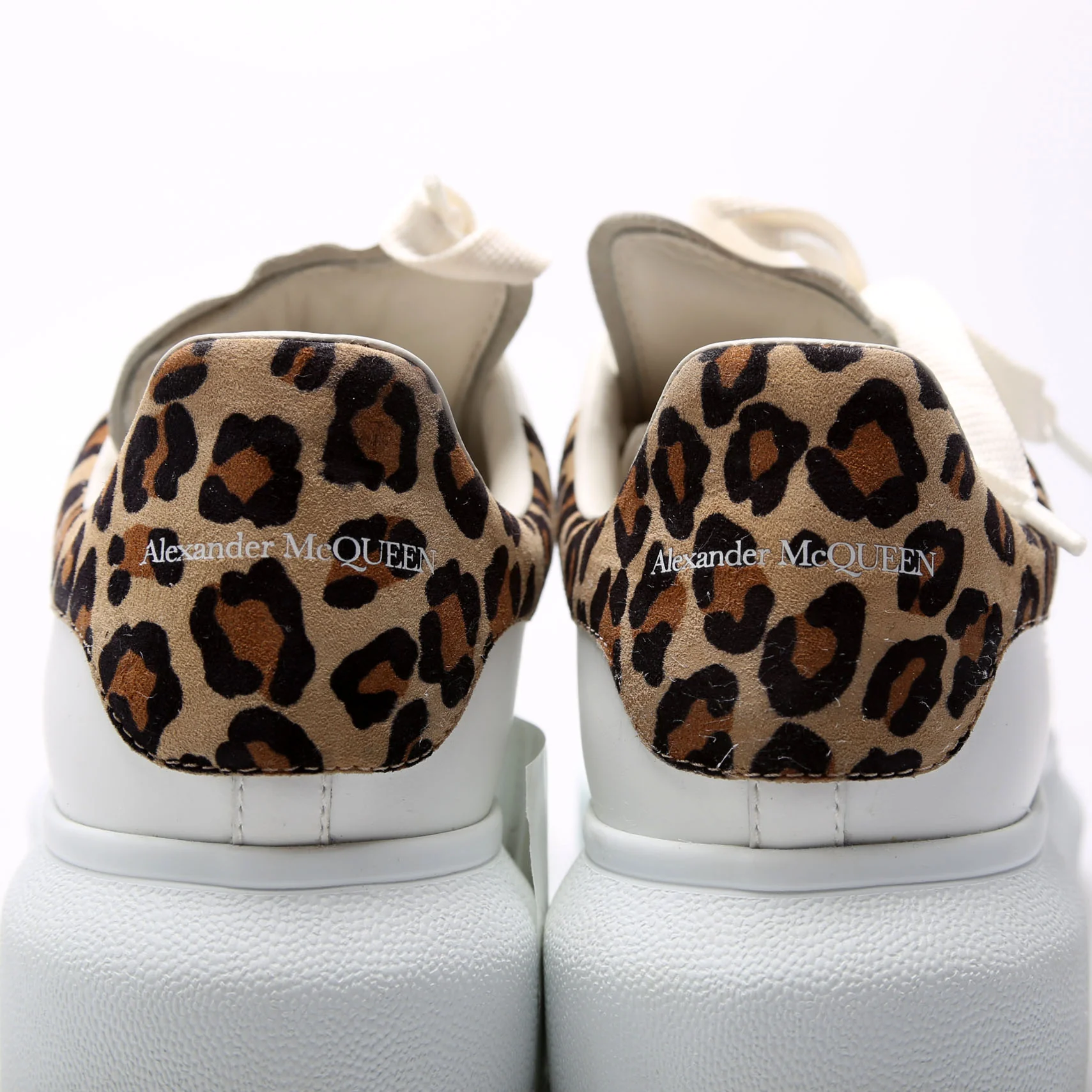 Oversized Sneakers Size 39.5 - Image 4
