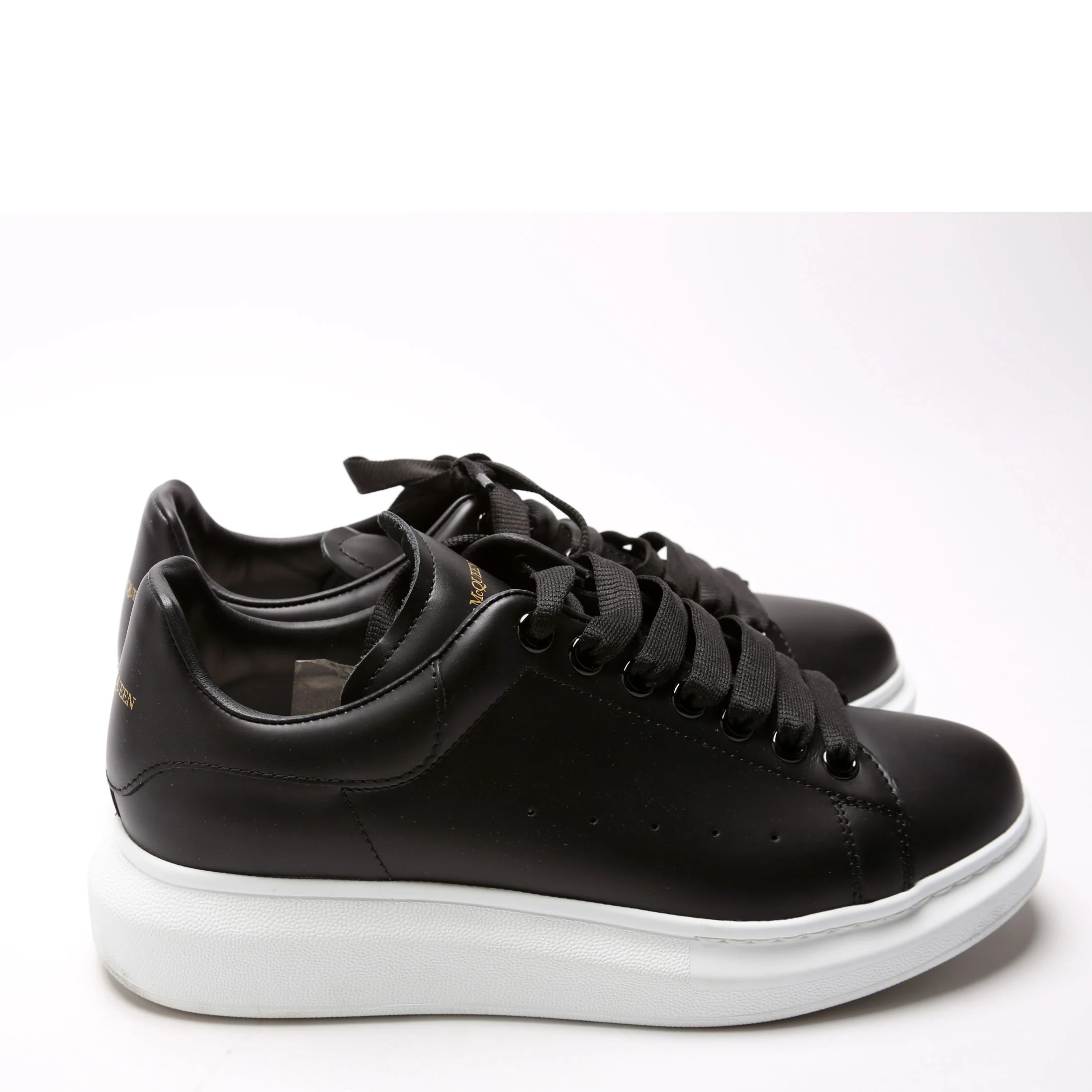 Oversized Sneakers Size 40.5 Black - Image 3