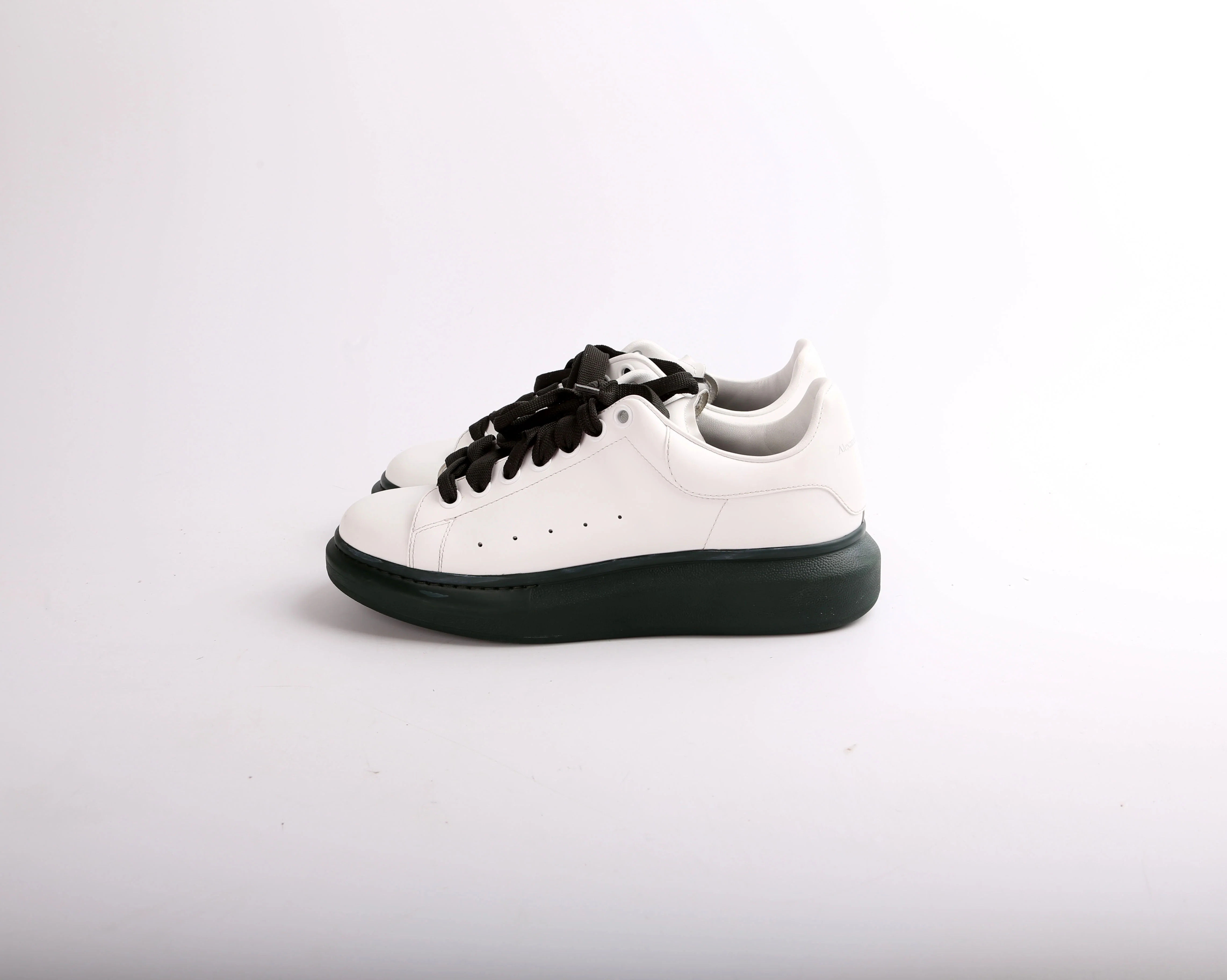 Oversized Sneakers Size 41 - Image 3
