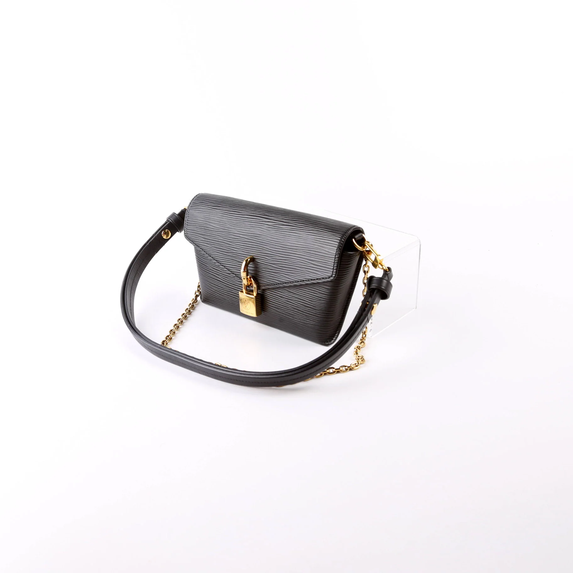 Padlock on Strap Epi Black - Image 2