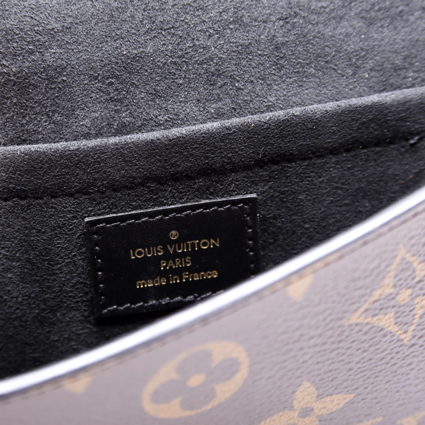 Padlock on Strap Monogram - Image 10