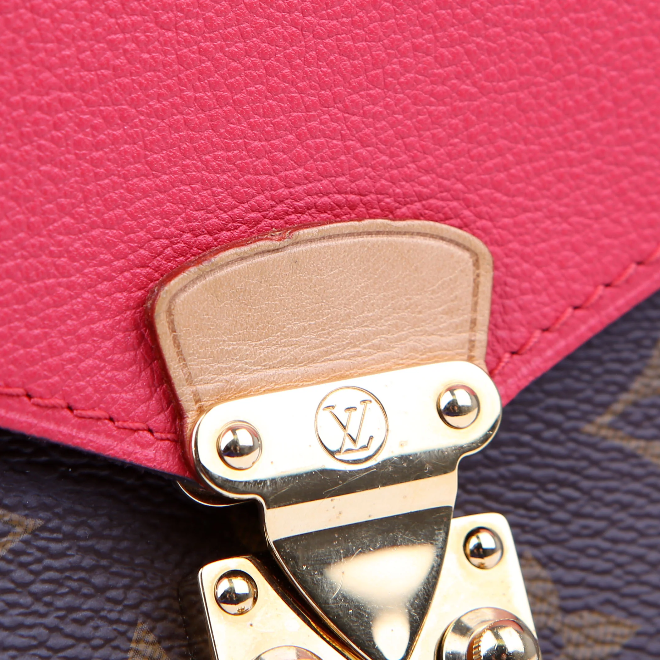 Pallas Chain Monogram Pink - Image 11