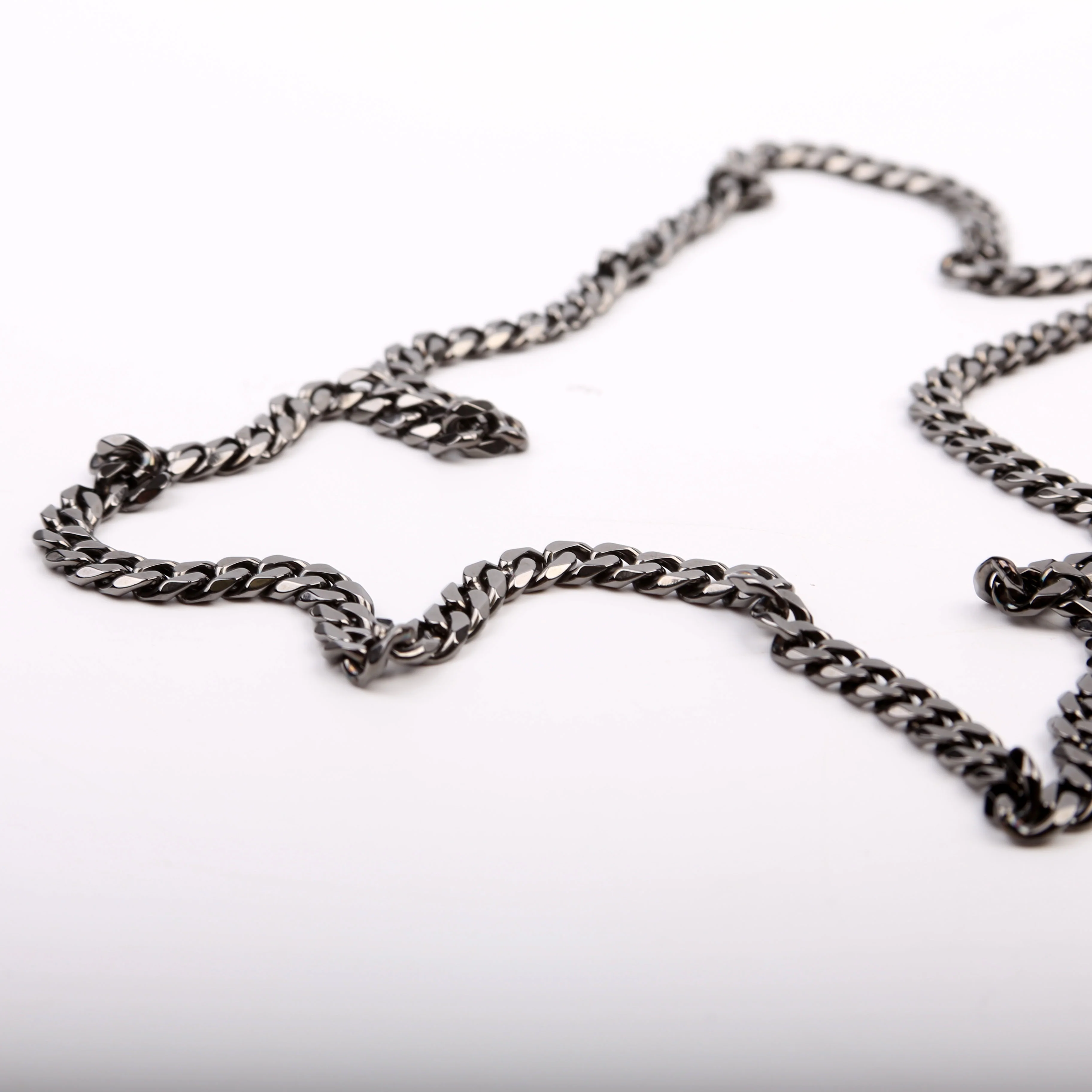 Paloma Loubinthesky Chain Clutch Leather Black - Image 13