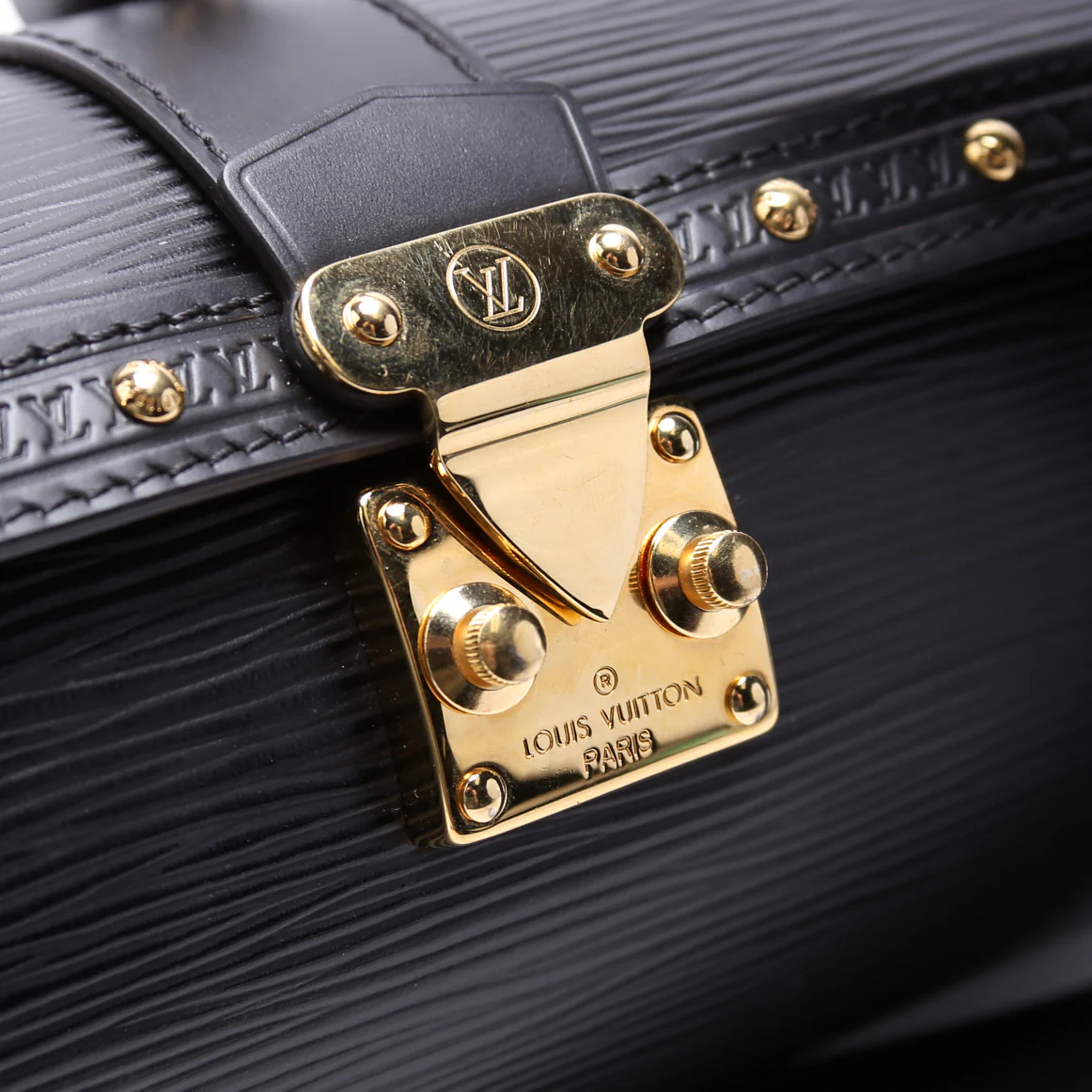 Papillon Trunk Epi Black - Image 6