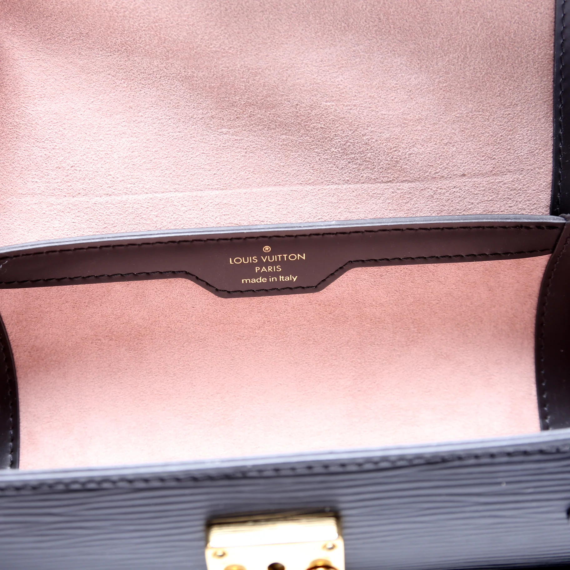Papillon Trunk Epi Black - Image 8