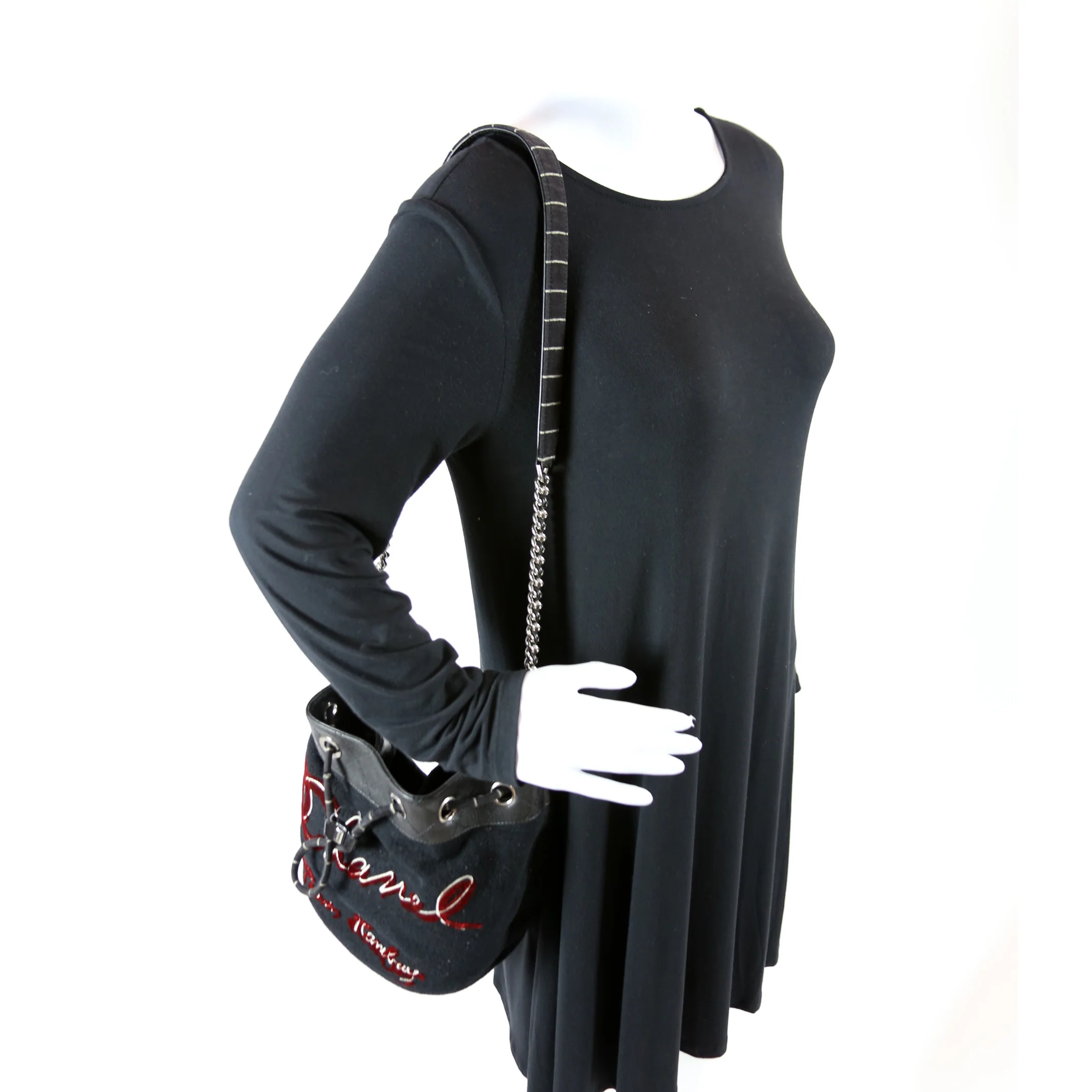 Paris-Hamburg Drawstring Bucket Bag Black - Image 10