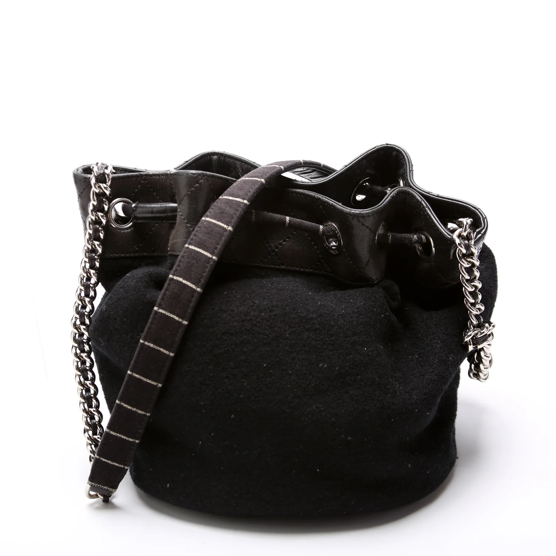 Paris-Hamburg Drawstring Bucket Bag Black - Image 3