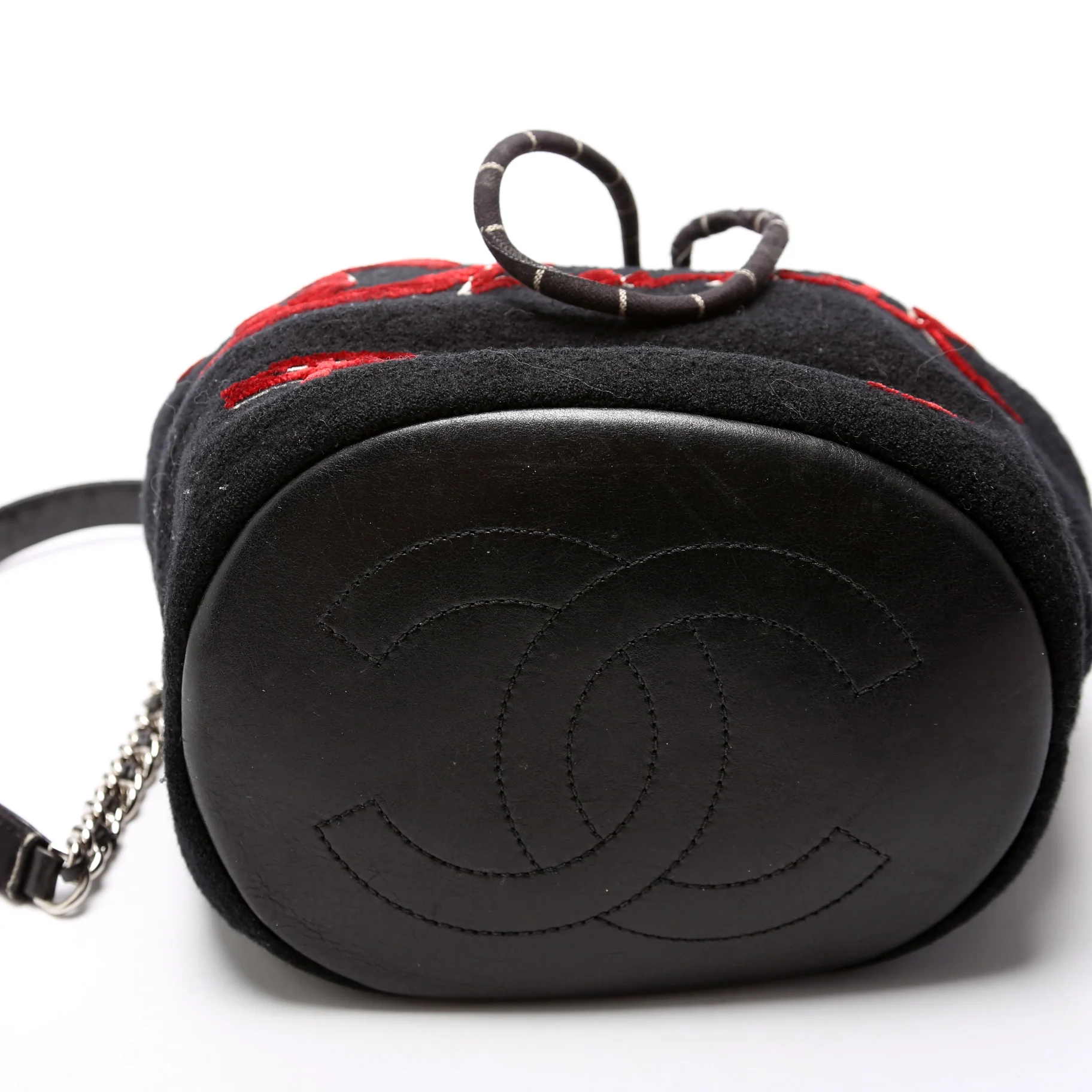 Paris-Hamburg Drawstring Bucket Bag Black - Image 4