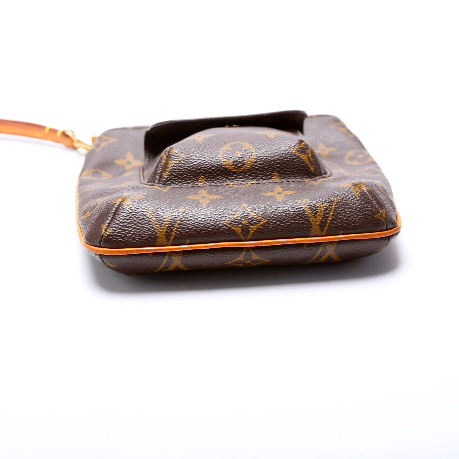 Partition Wristlet Clutch Monogram - Image 4
