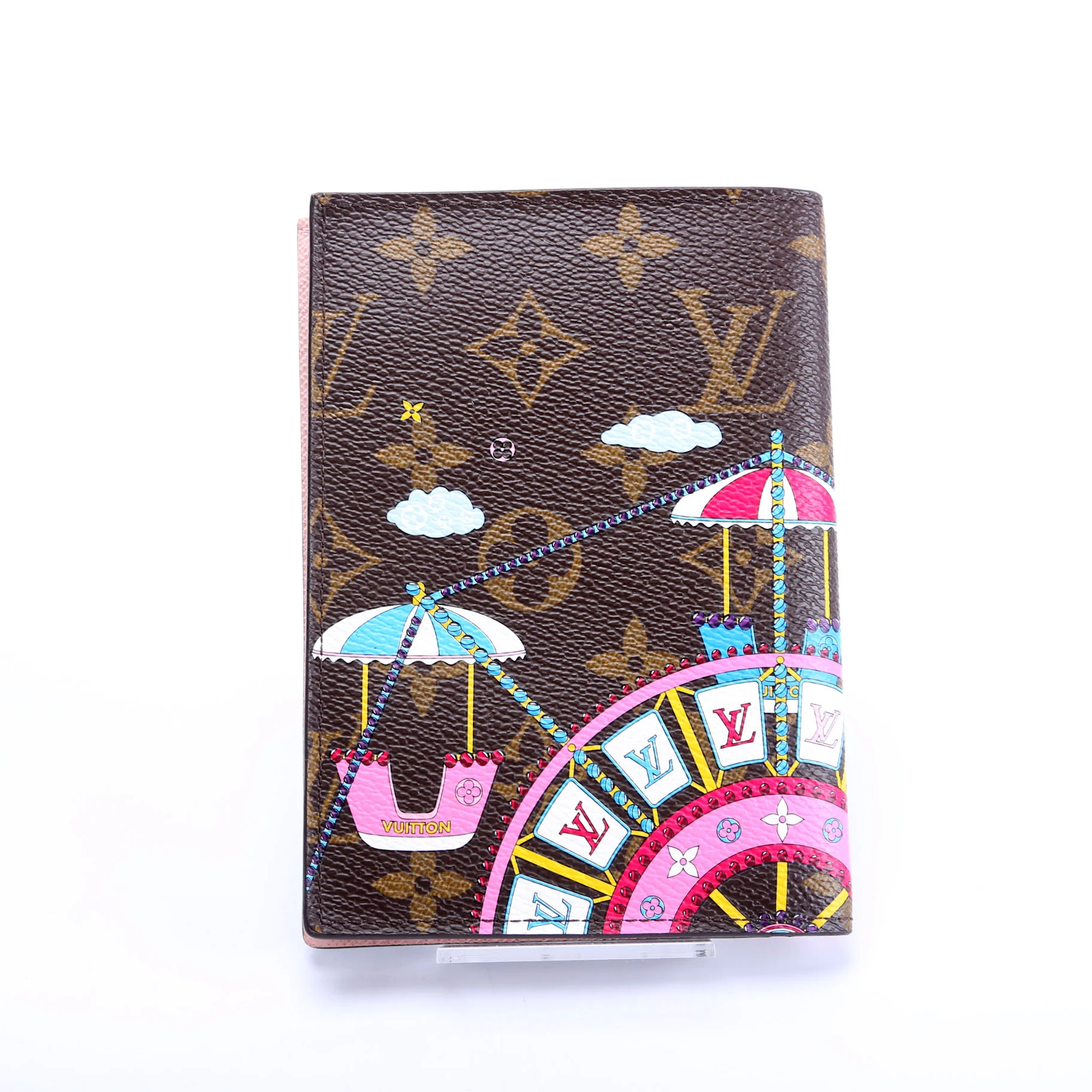 Passport Cover 2020 Christmas Animation Big Wheel Monogram - Image 3