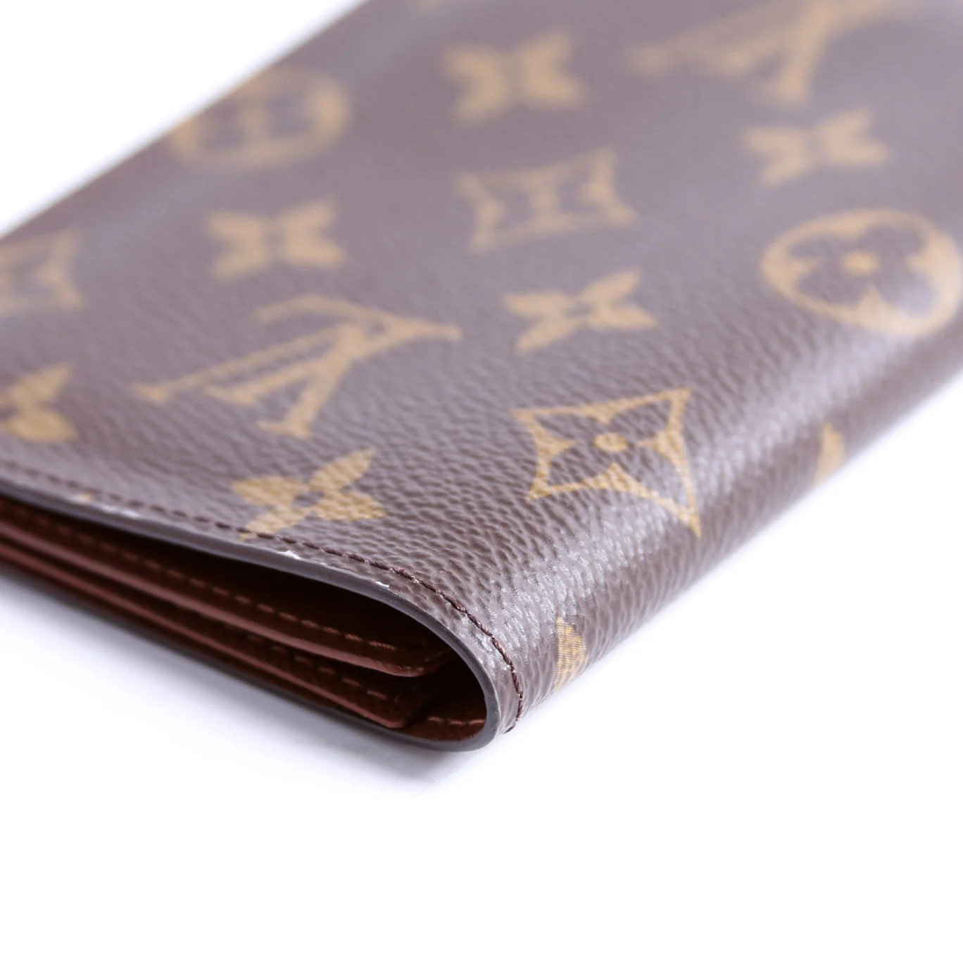 Passport Holder Monogram - Image 9
