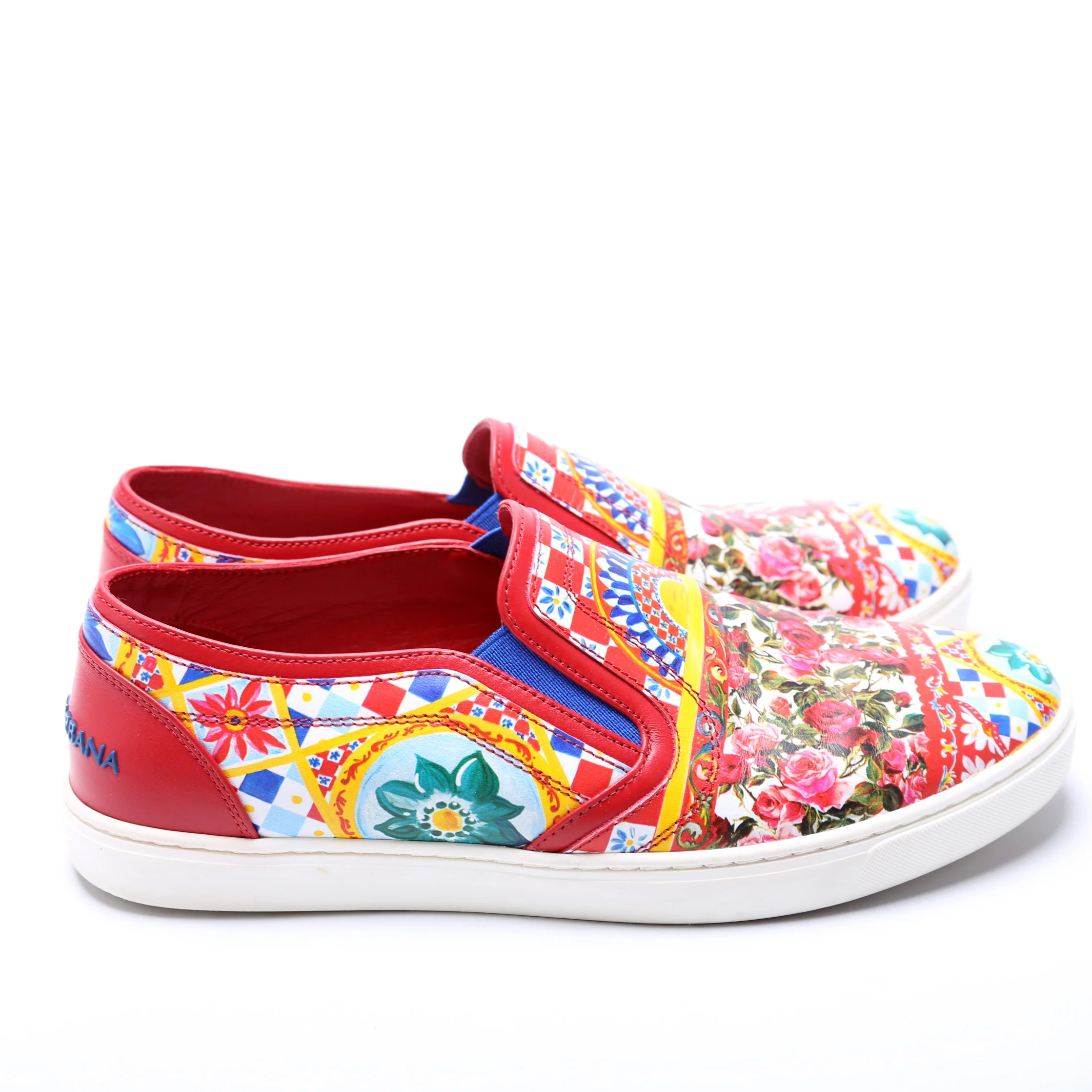 Patterned Slip On Sneakers Size 39 - Image 3