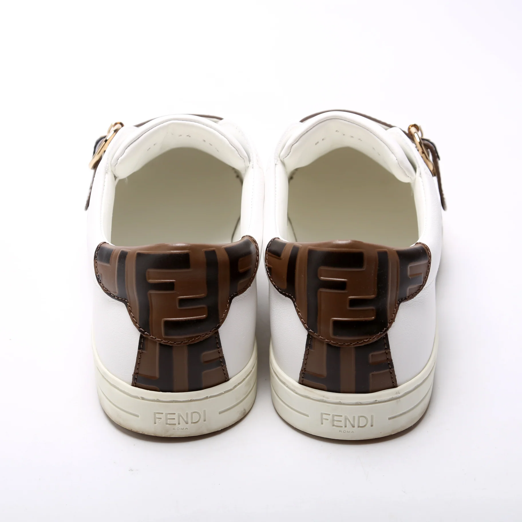 Pearland Sneakers Size 39.5 - Image 4