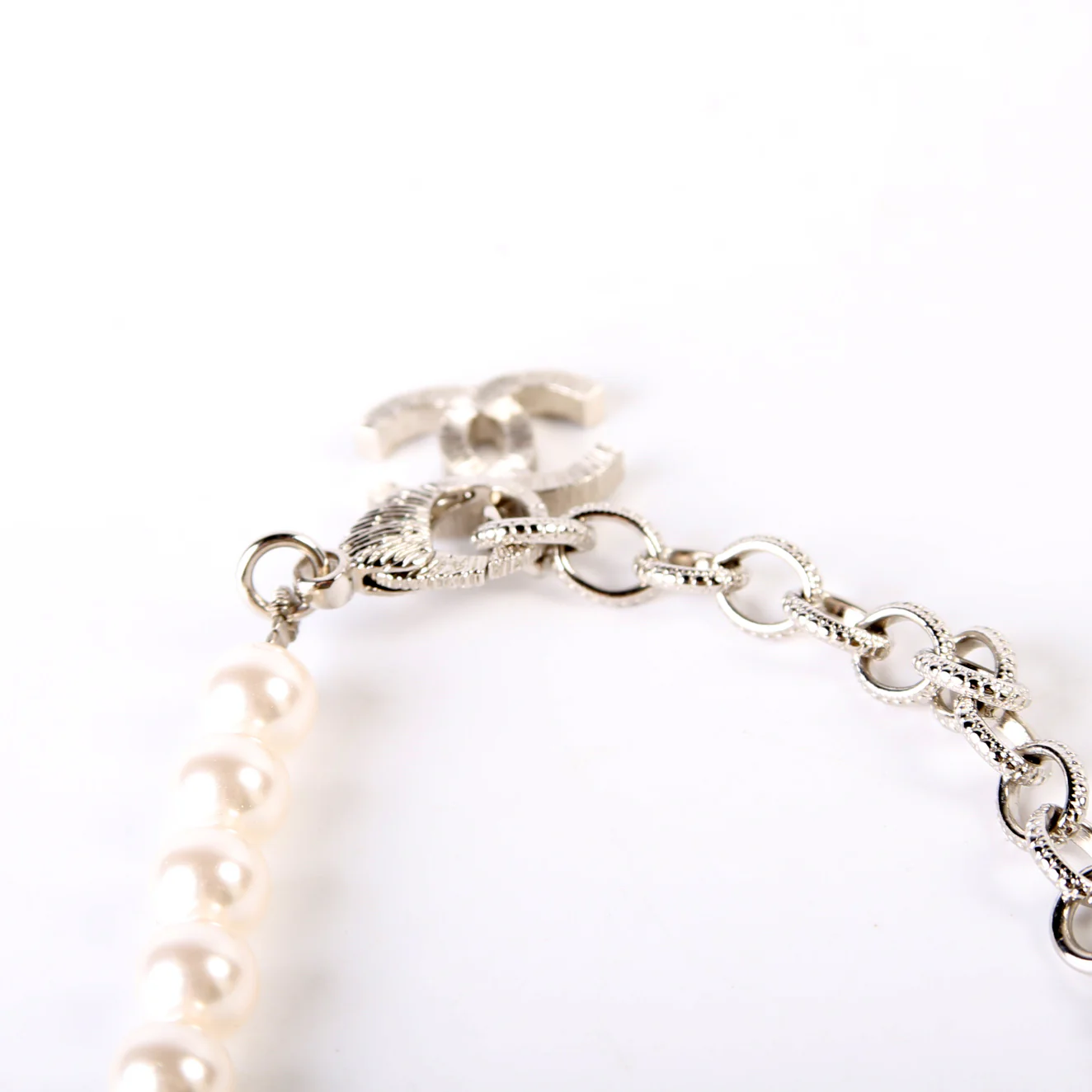 Pearly CC Crystal Choker - Image 3