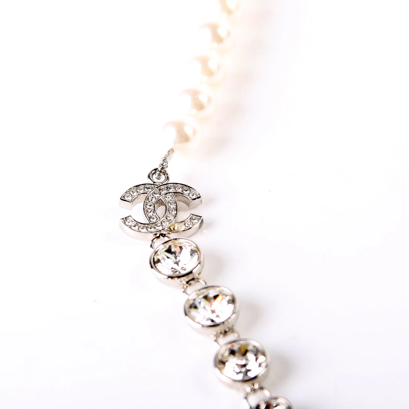 Pearly CC Crystal Choker - Image 4