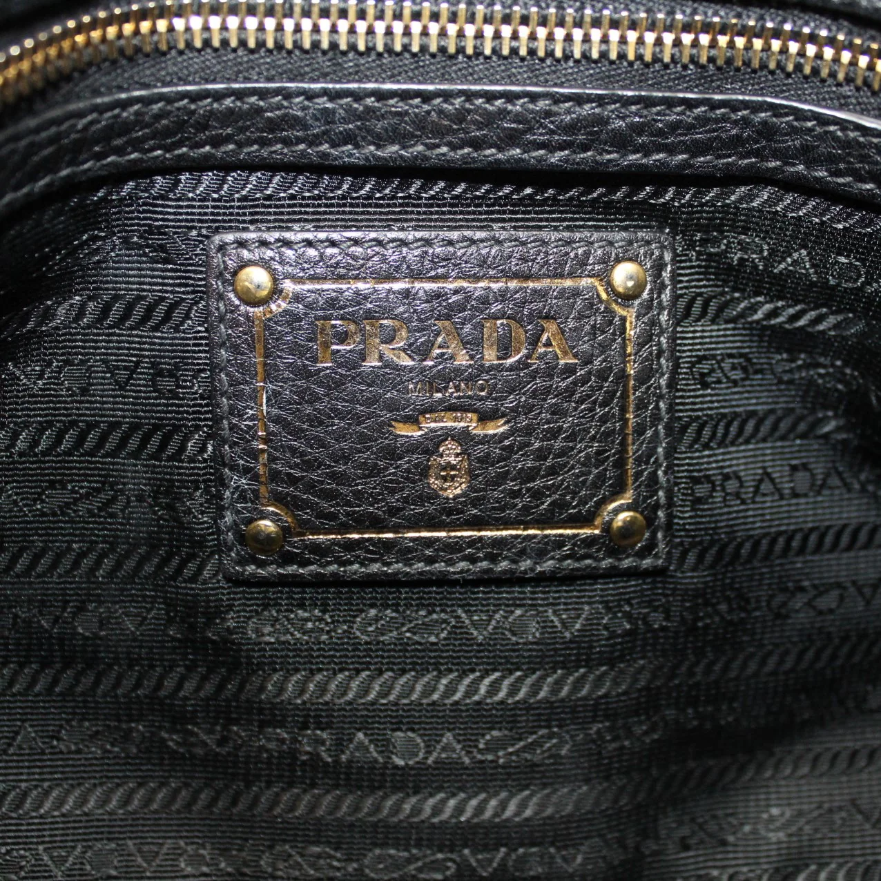 Pebbled Leather Shoulder Bag - Image 7