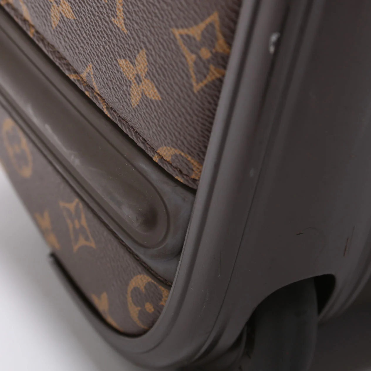 Pegase Legree 55 Business Monogram Brown - Image 8