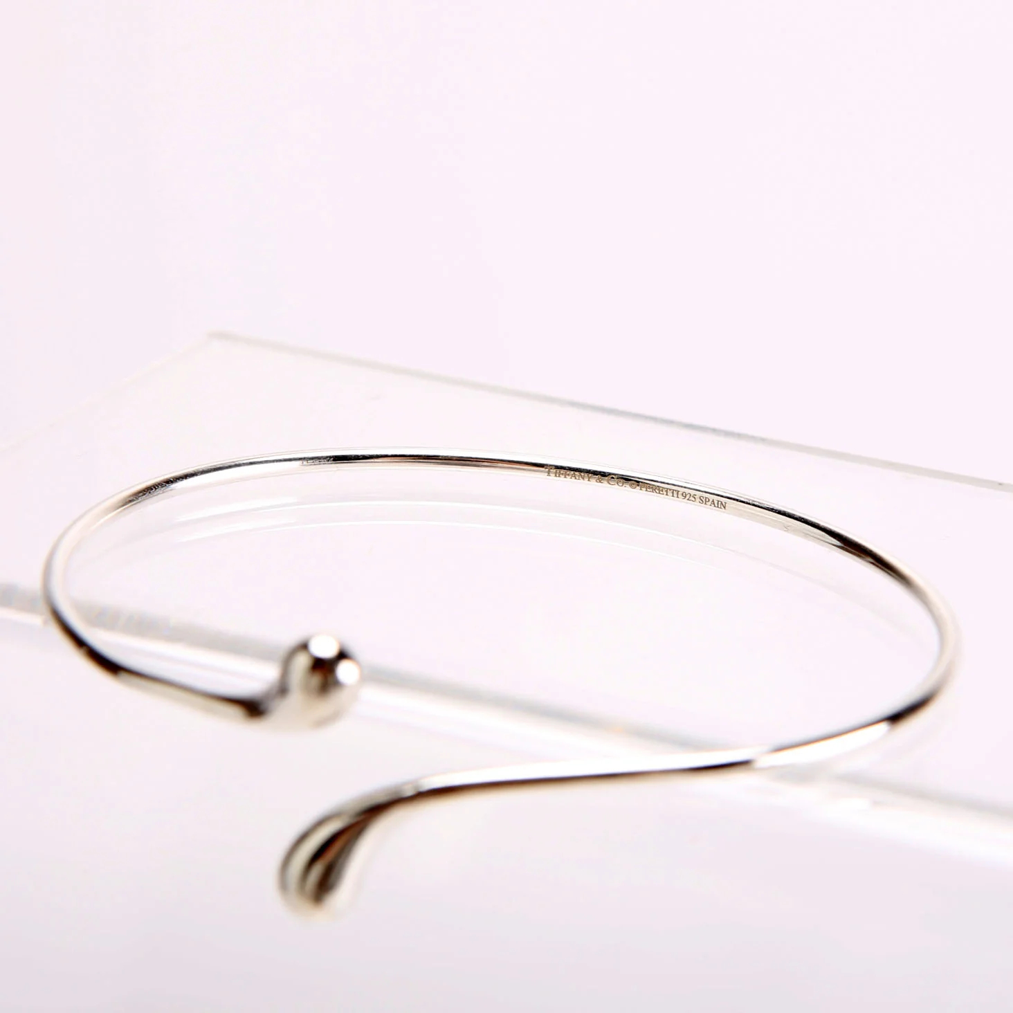 Peretti Elongated Teardrop Bangle 925 - Image 3